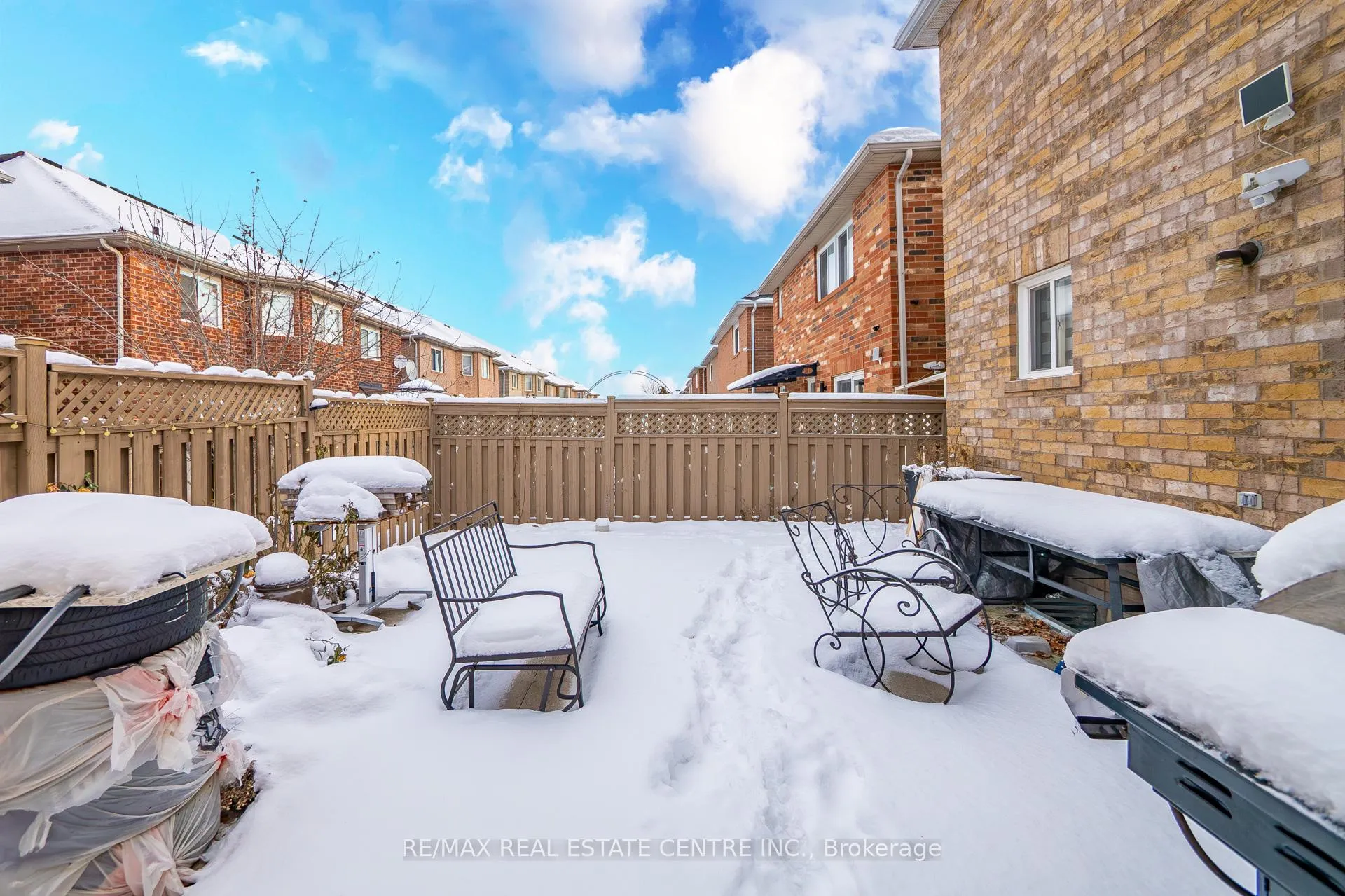 Photo 49 of 41 Sunnyview Road, Brampton, Fletcher's Meadow — HOMEH