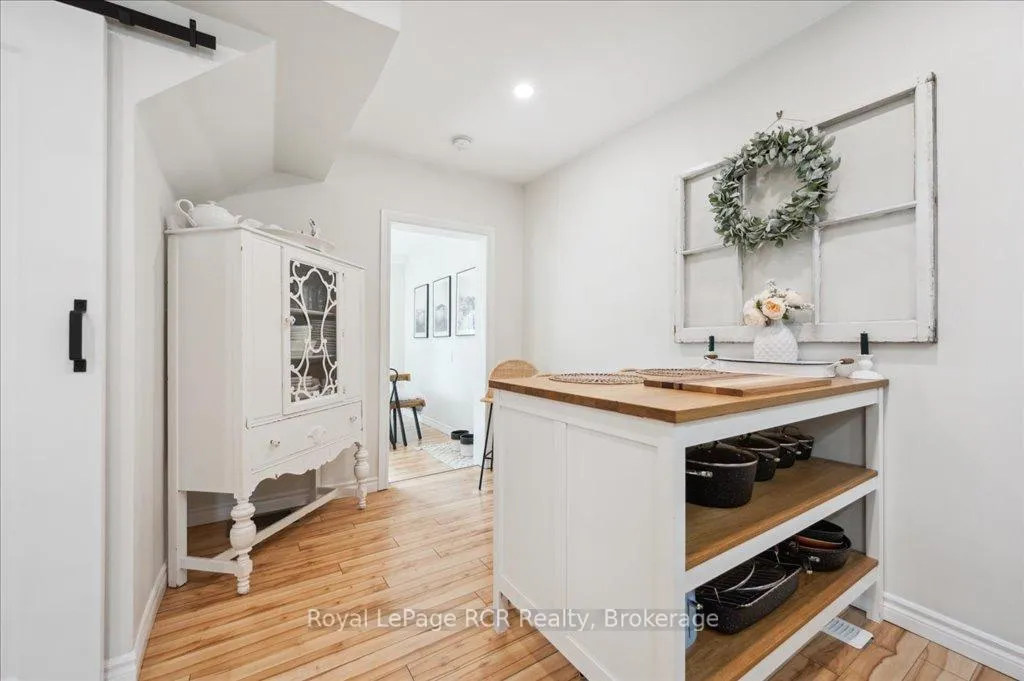 Photo 21 of 204 Durham Street E, Wellington North, Mount Forest — HOMEH