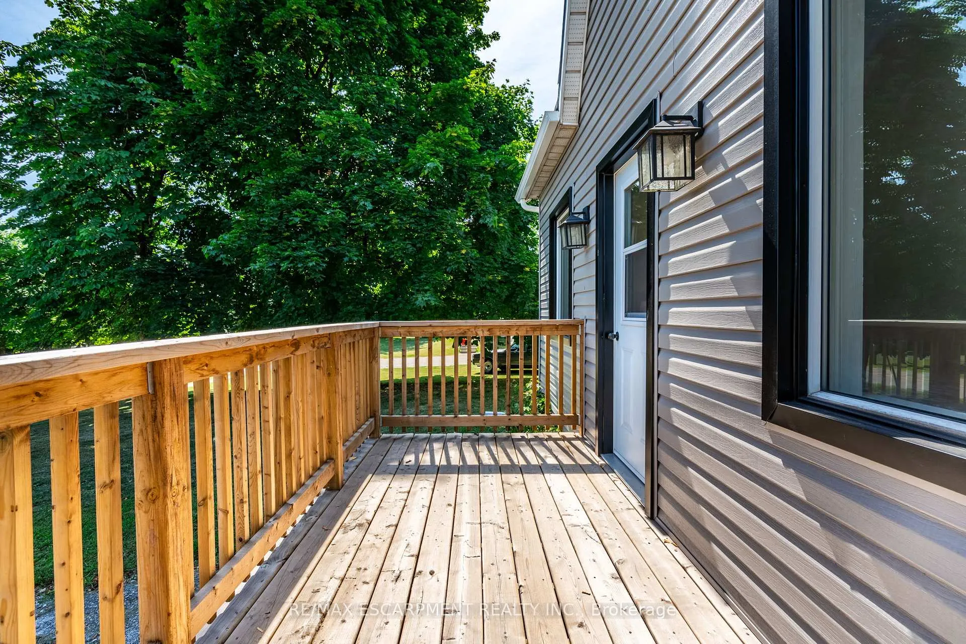 Photo 3 of 91 Rainham Road, Haldimand, Nanticoke — HOMEH