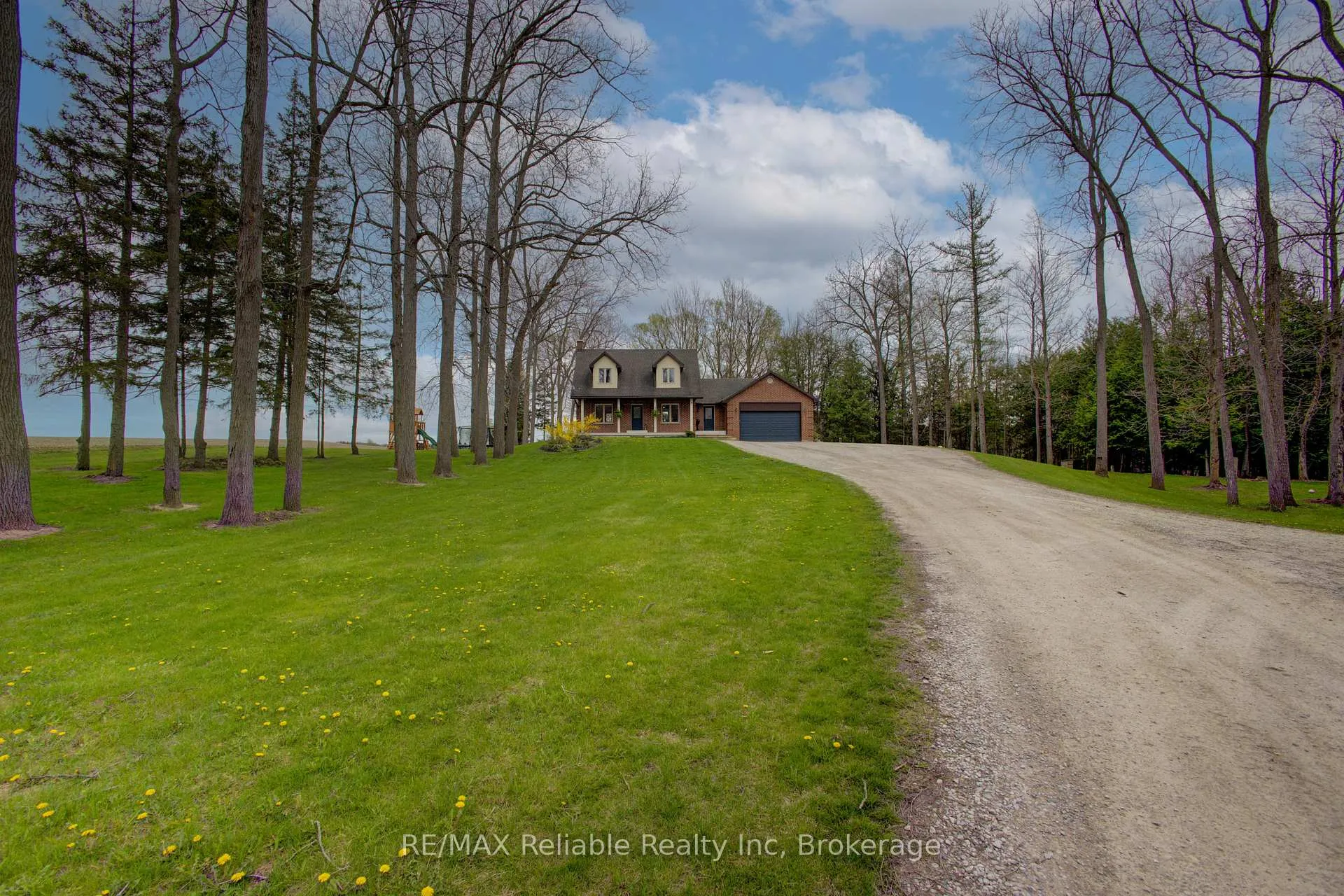 Photo 5 of 77260 Kinburn Line, Huron East, Seaforth — HOMEH