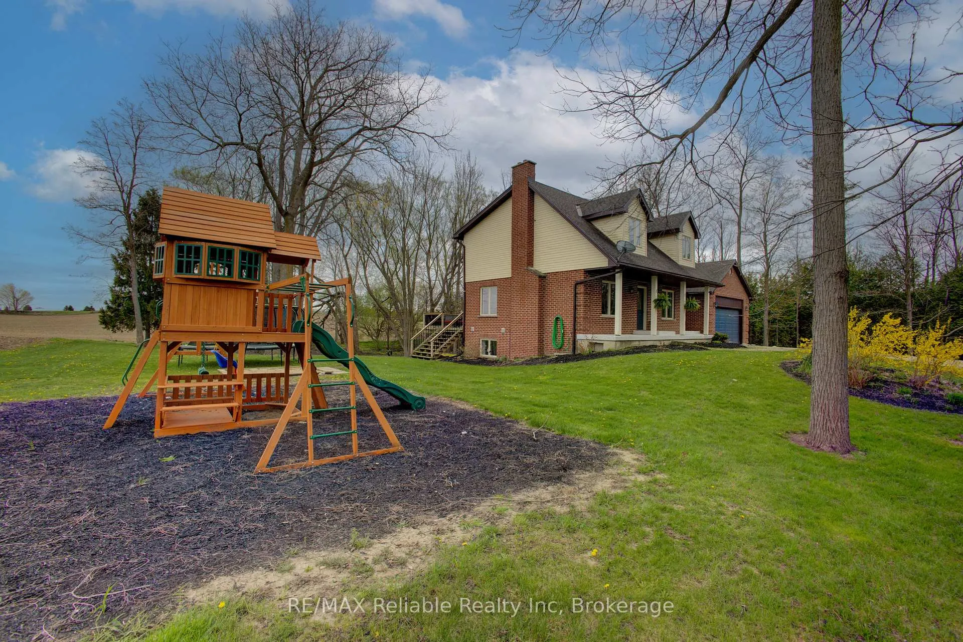 Photo 27 of 77260 Kinburn Line, Huron East, Seaforth — HOMEH