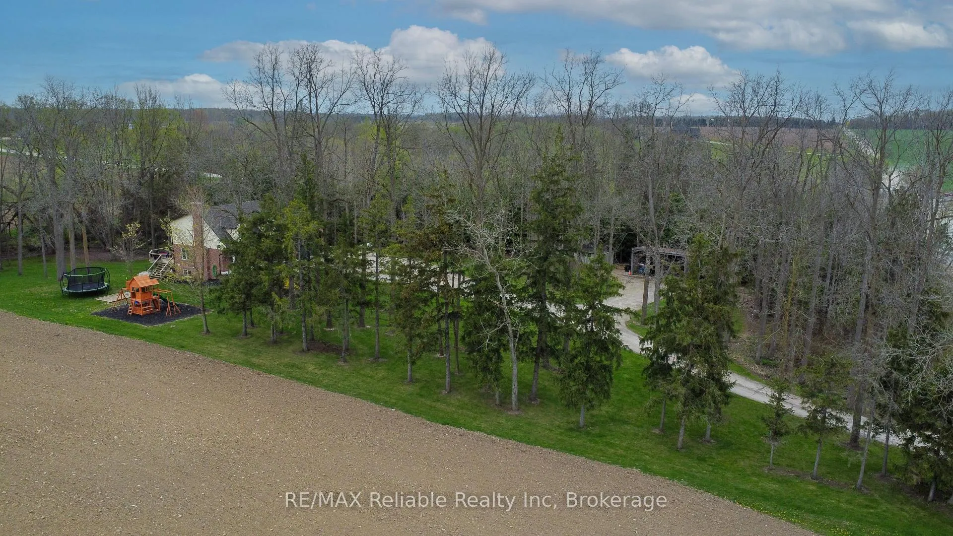 Photo 43 of 77260 Kinburn Line, Huron East, Seaforth — HOMEH