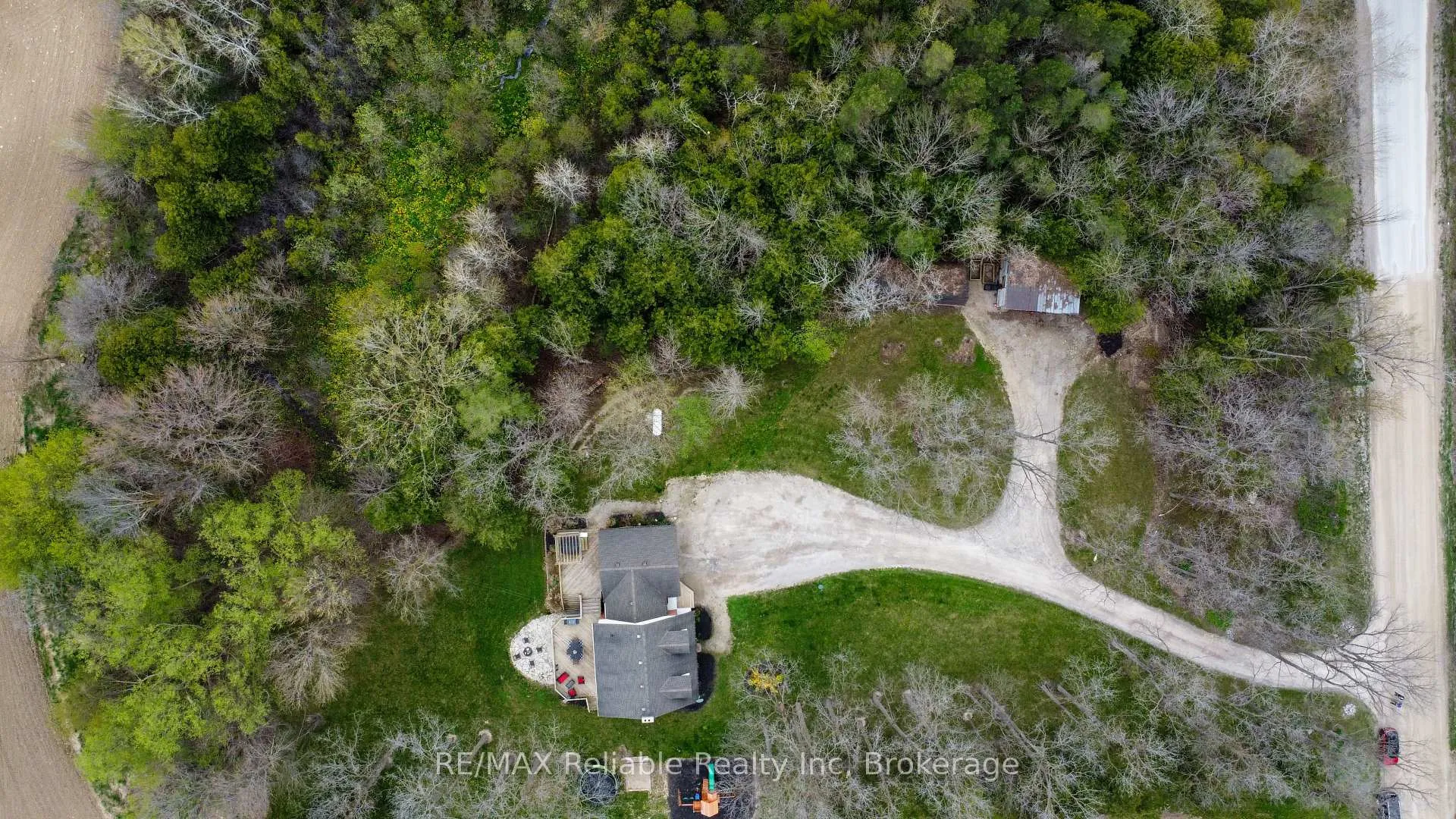 Photo 44 of 77260 Kinburn Line, Huron East, Seaforth — HOMEH