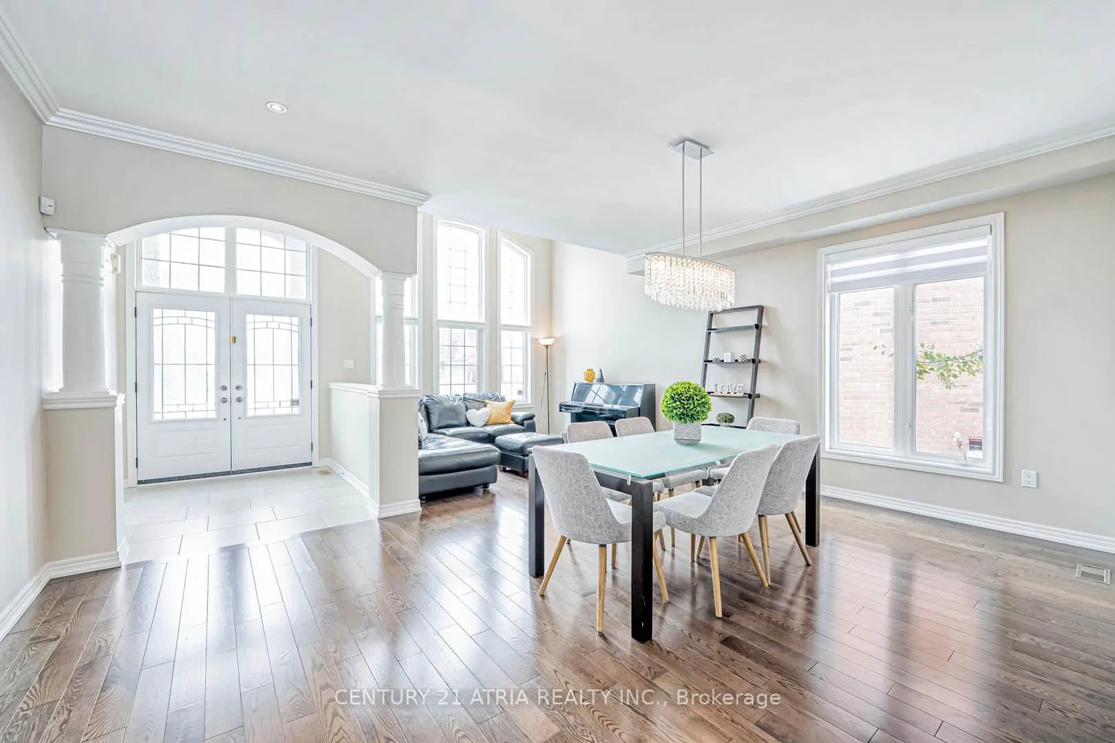 Photo 2 of 5 Adastra Crescent, Markham, Victoria Manor-Jennings Gate — HOMEH
