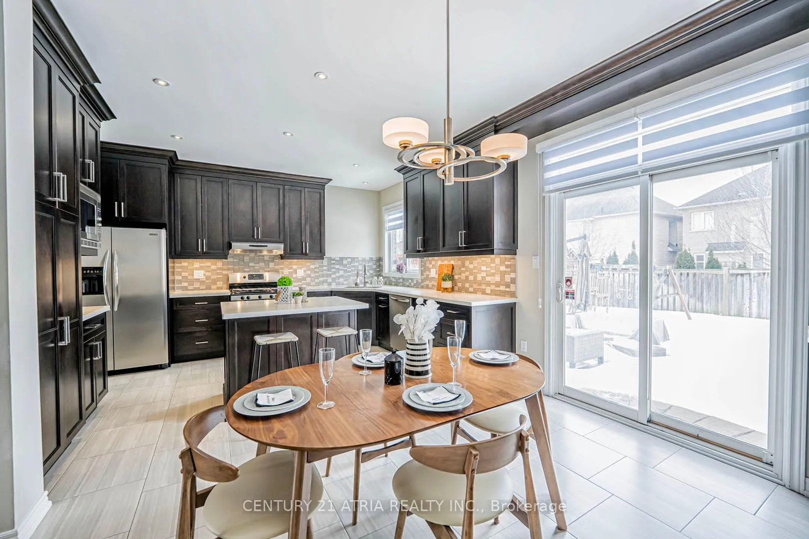 Photo 8 of 5 Adastra Crescent, Markham, Victoria Manor-Jennings Gate — HOMEH