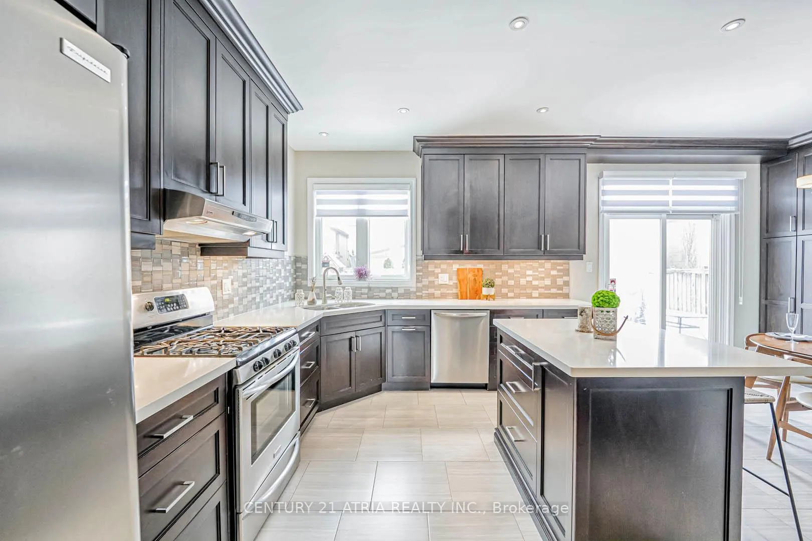 Photo 11 of 5 Adastra Crescent, Markham, Victoria Manor-Jennings Gate — HOMEH