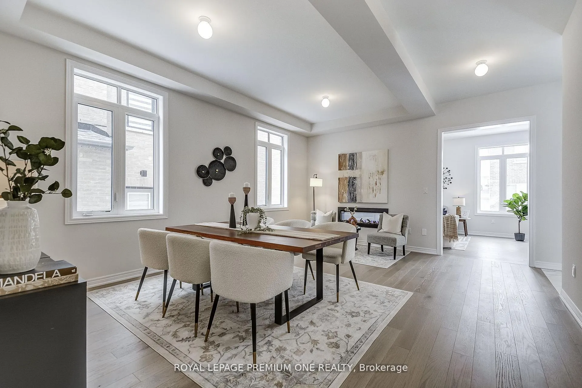 Photo 9 of 884 Plum Place, Milton, Cobban — HOMEH