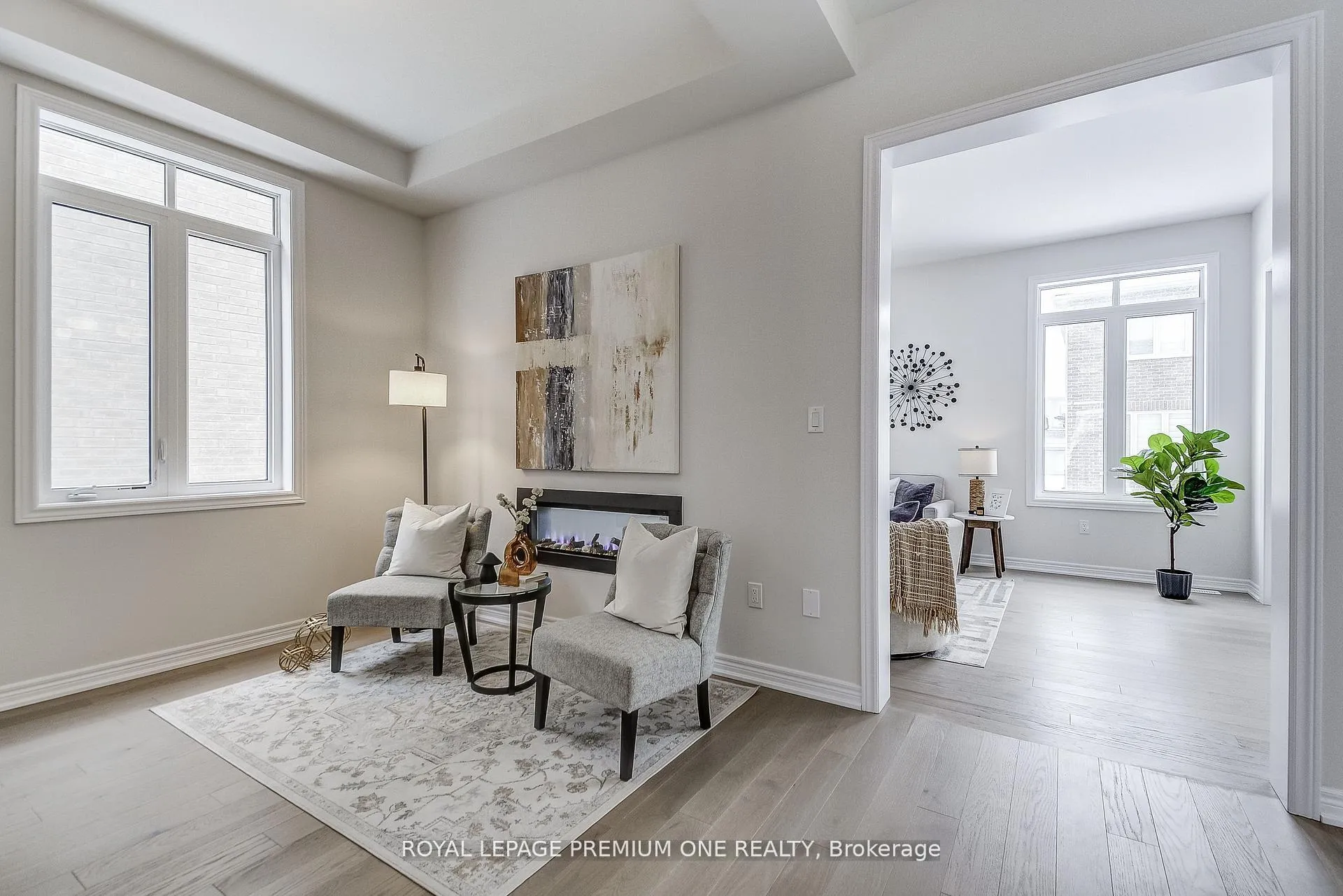 Photo 11 of 884 Plum Place, Milton, Cobban — HOMEH