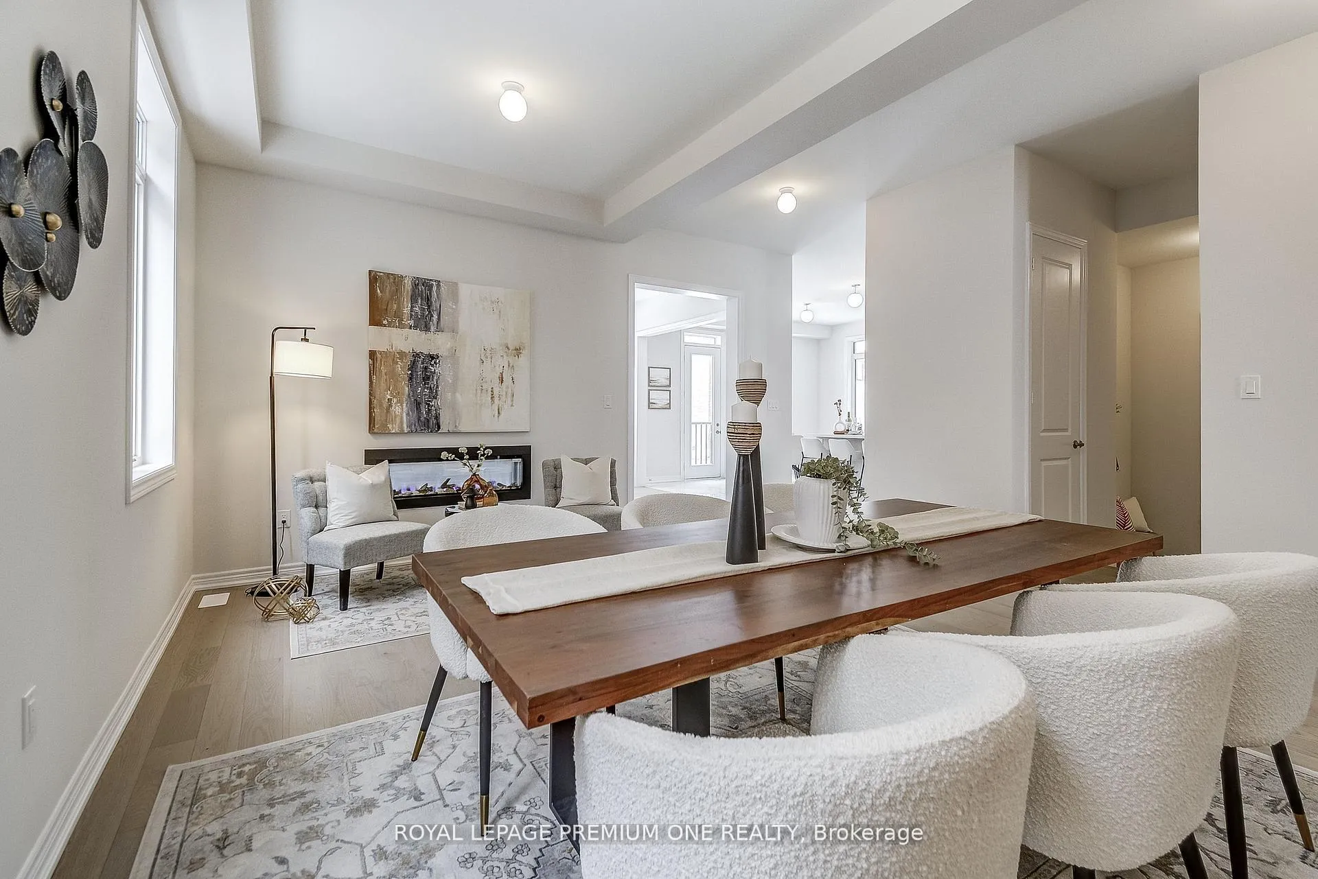 Photo 13 of 884 Plum Place, Milton, Cobban — HOMEH