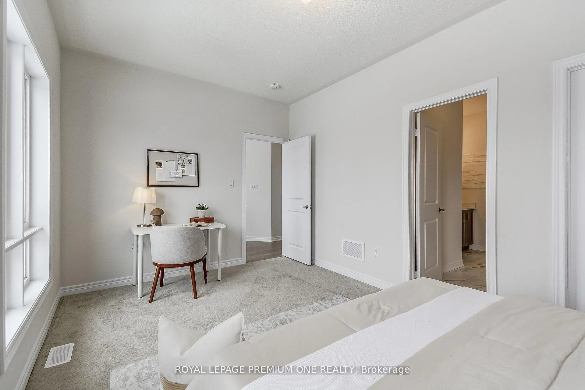Photo 29 of 884 Plum Place, Milton, Cobban — HOMEH