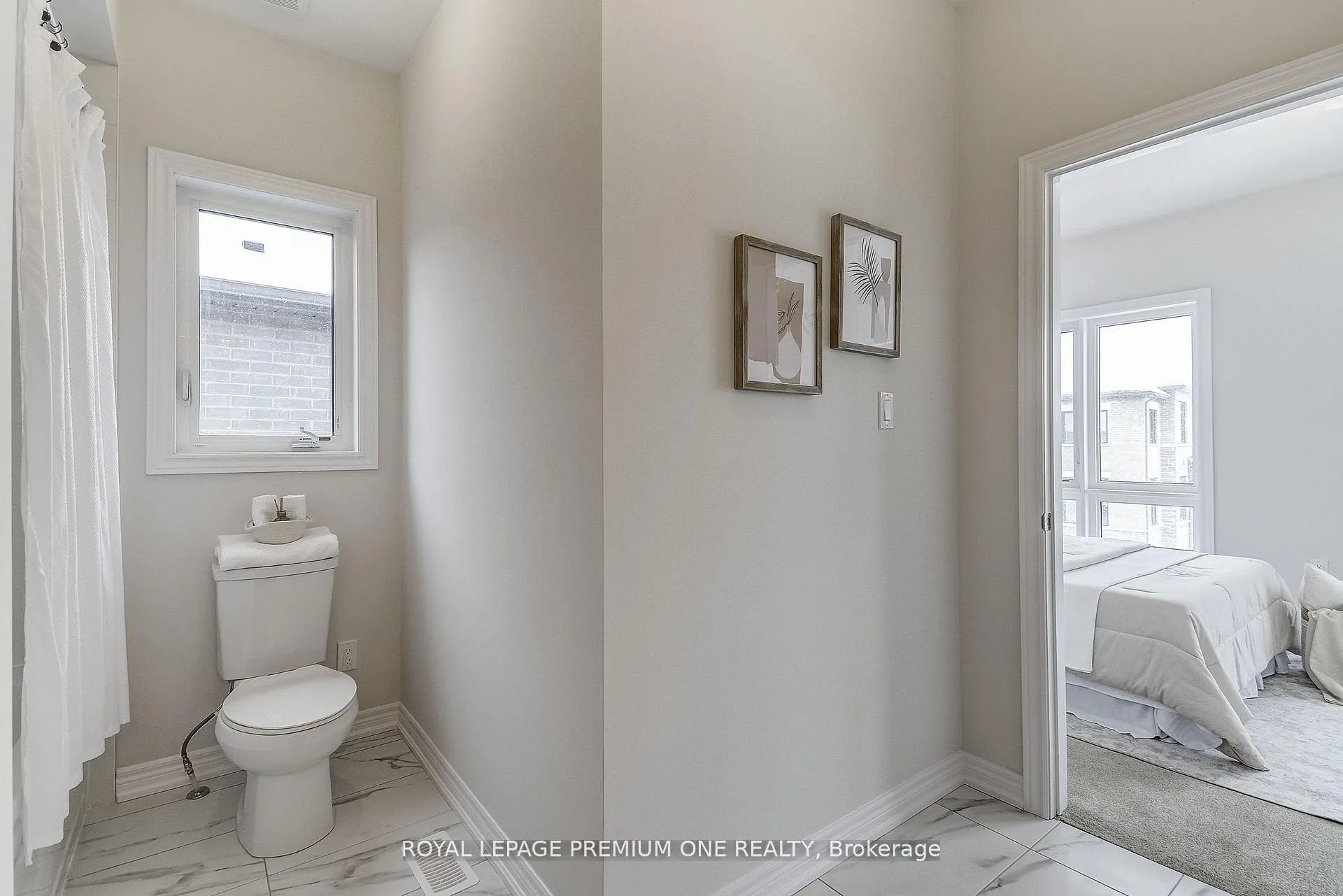 Photo 34 of 884 Plum Place, Milton, Cobban — HOMEH