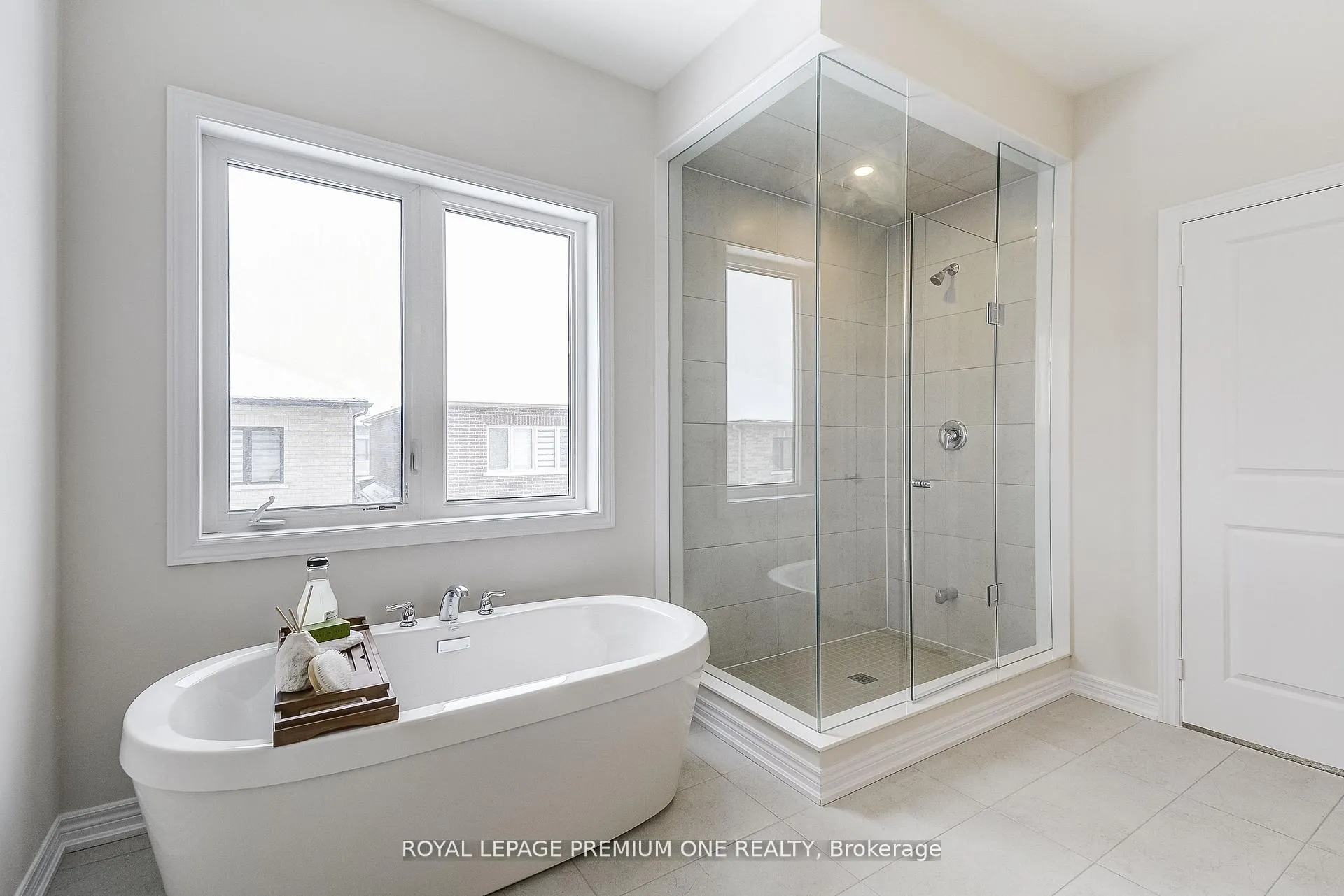 Photo 42 of 884 Plum Place, Milton, Cobban — HOMEH