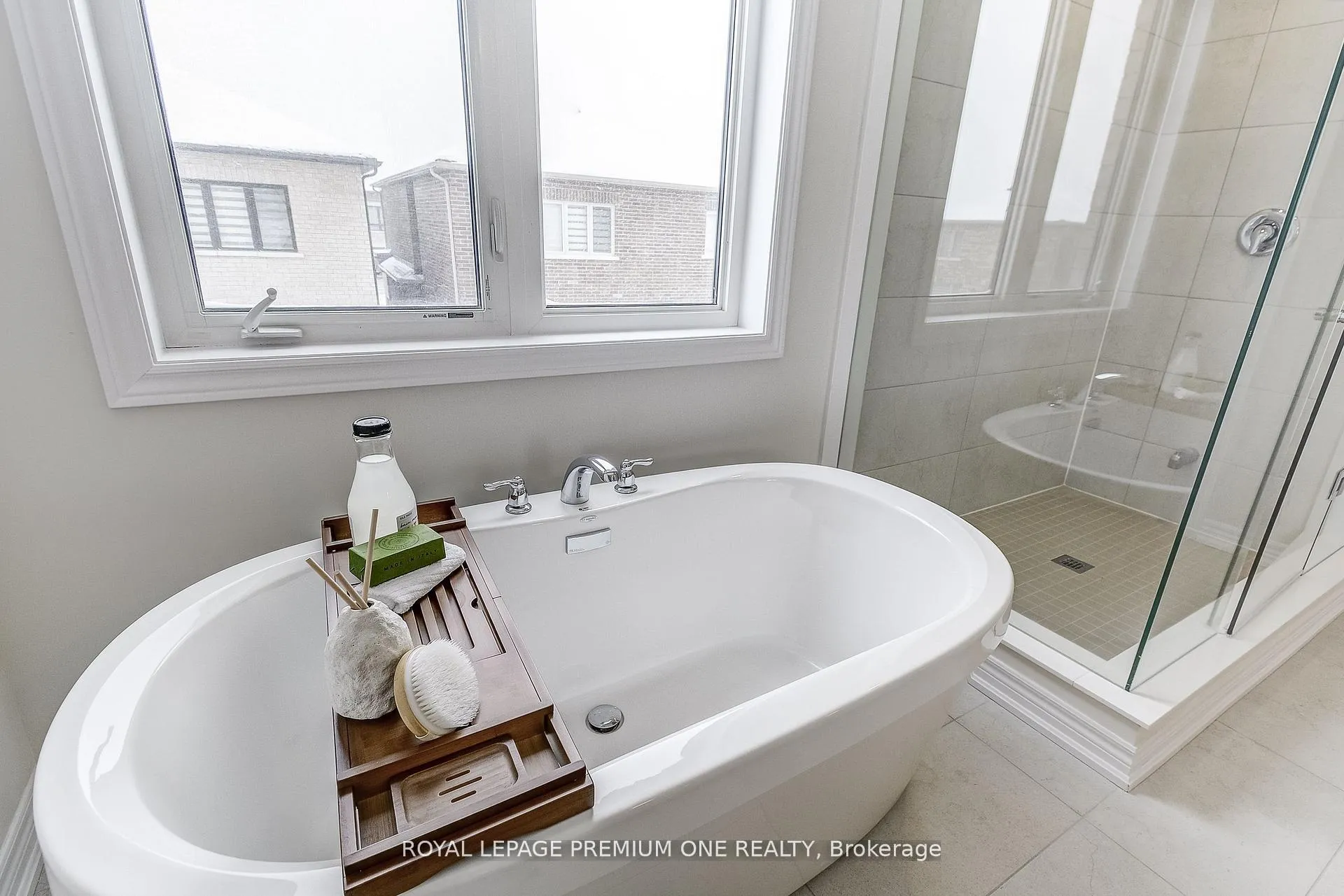 Photo 43 of 884 Plum Place, Milton, Cobban — HOMEH