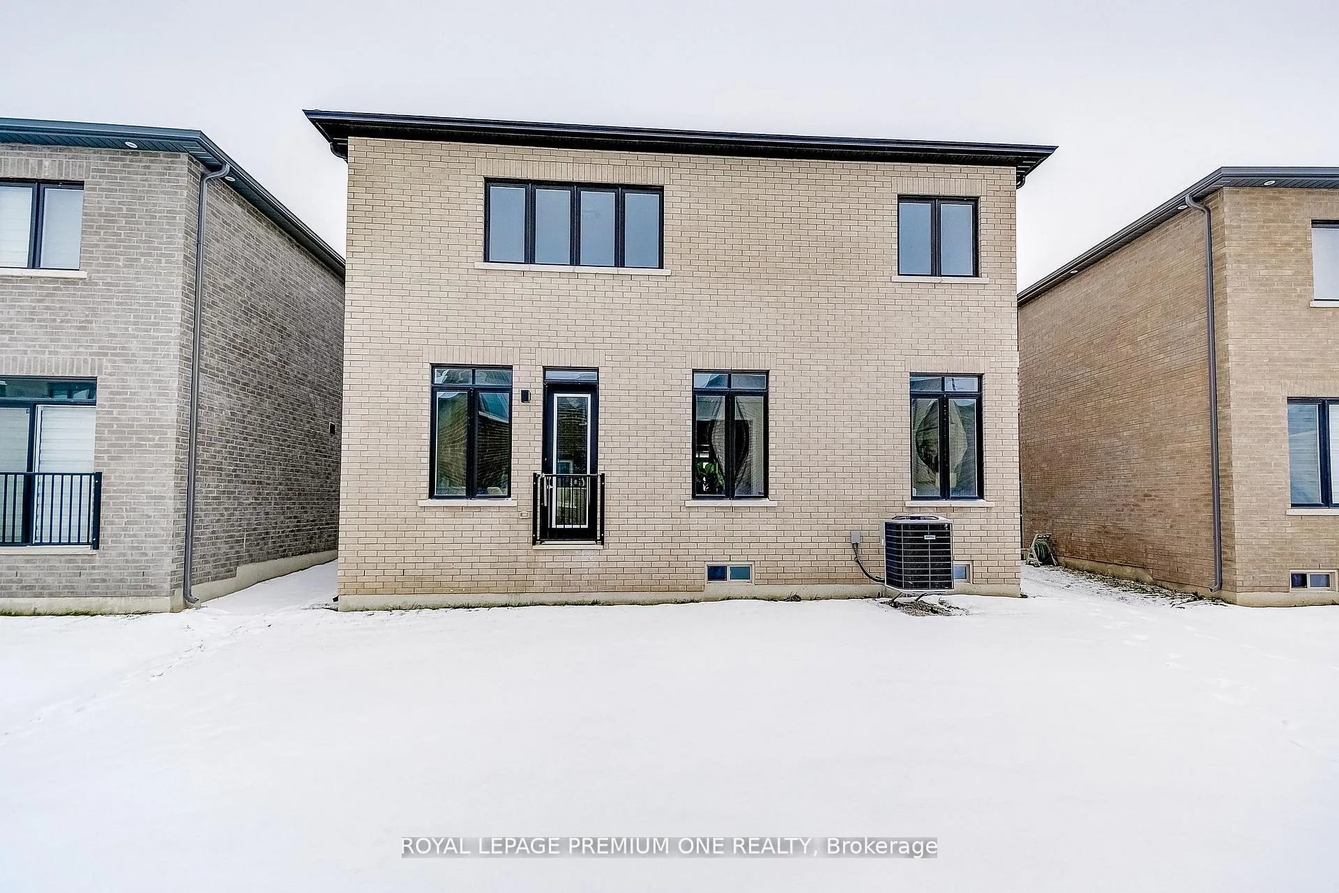 Photo 47 of 884 Plum Place, Milton, Cobban — HOMEH