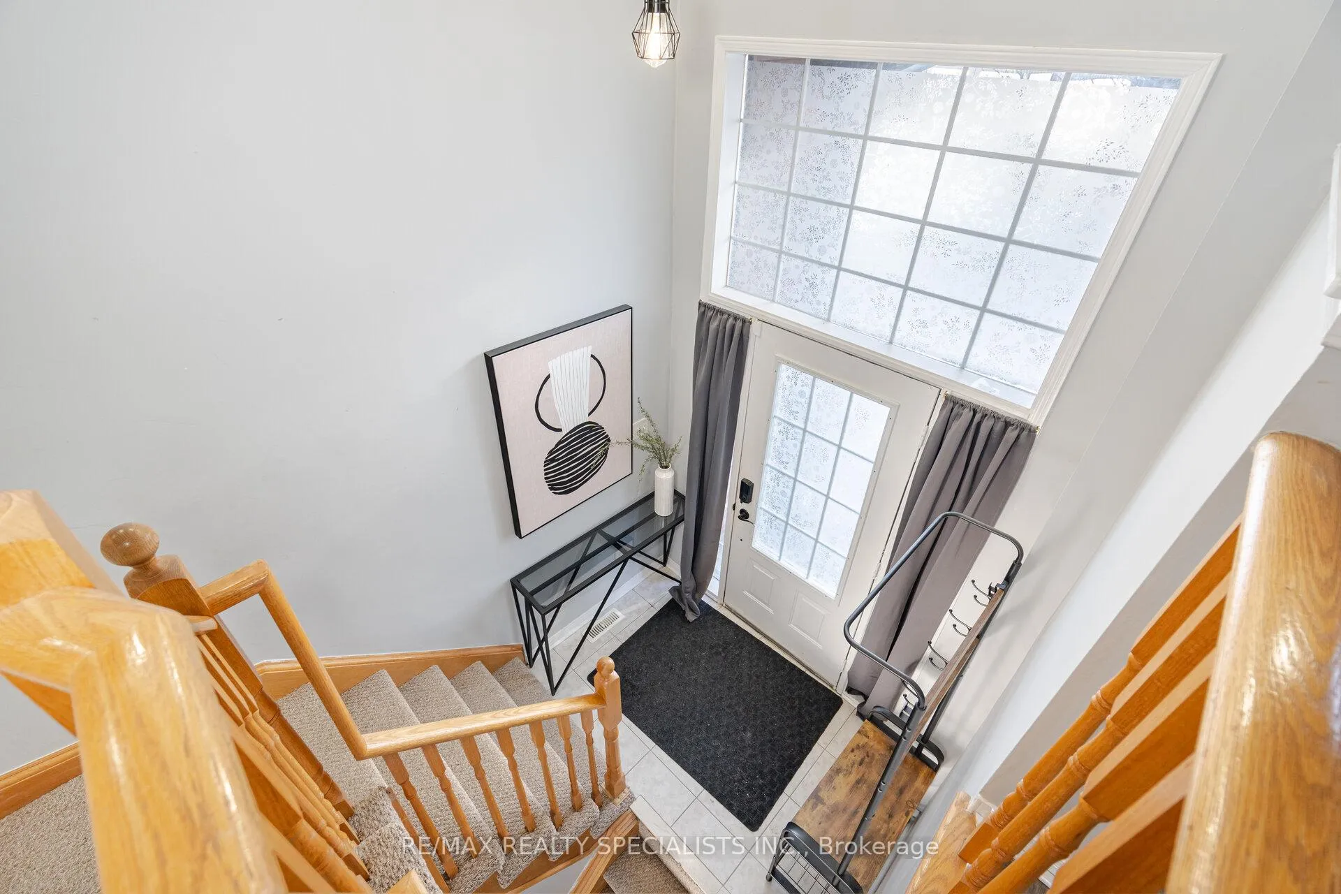 Photo 2 of 14 Bernard Avenue, Brampton, Fletcher's Creek South — HOMEH