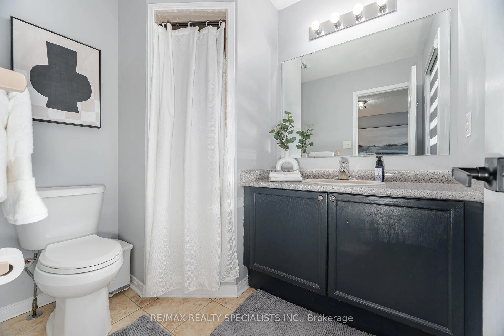 Photo 20 of 14 Bernard Avenue, Brampton, Fletcher's Creek South — HOMEH