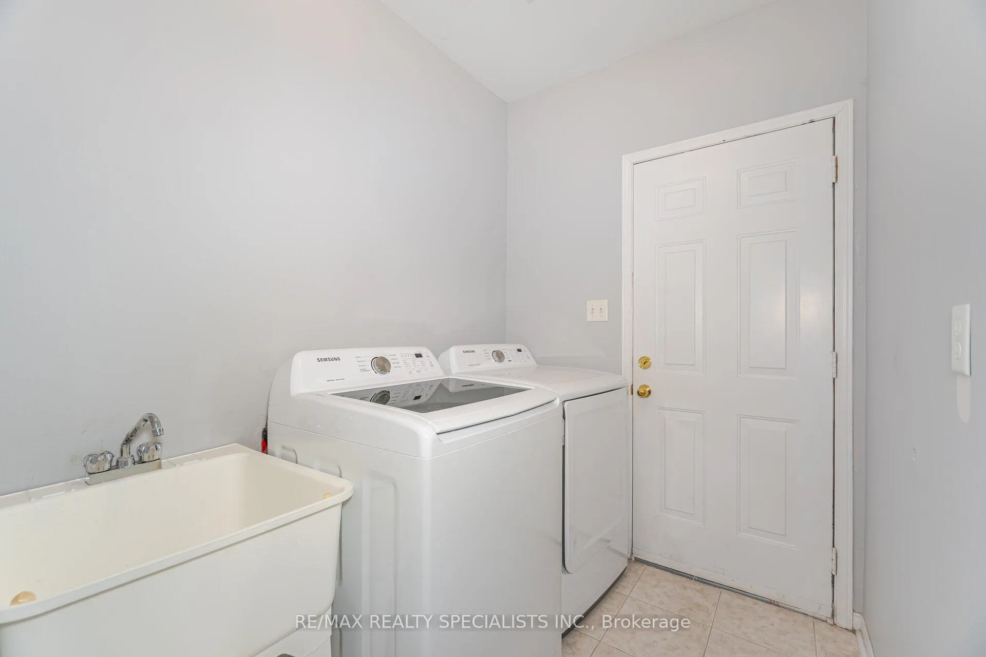 Photo 30 of 14 Bernard Avenue, Brampton, Fletcher's Creek South — HOMEH