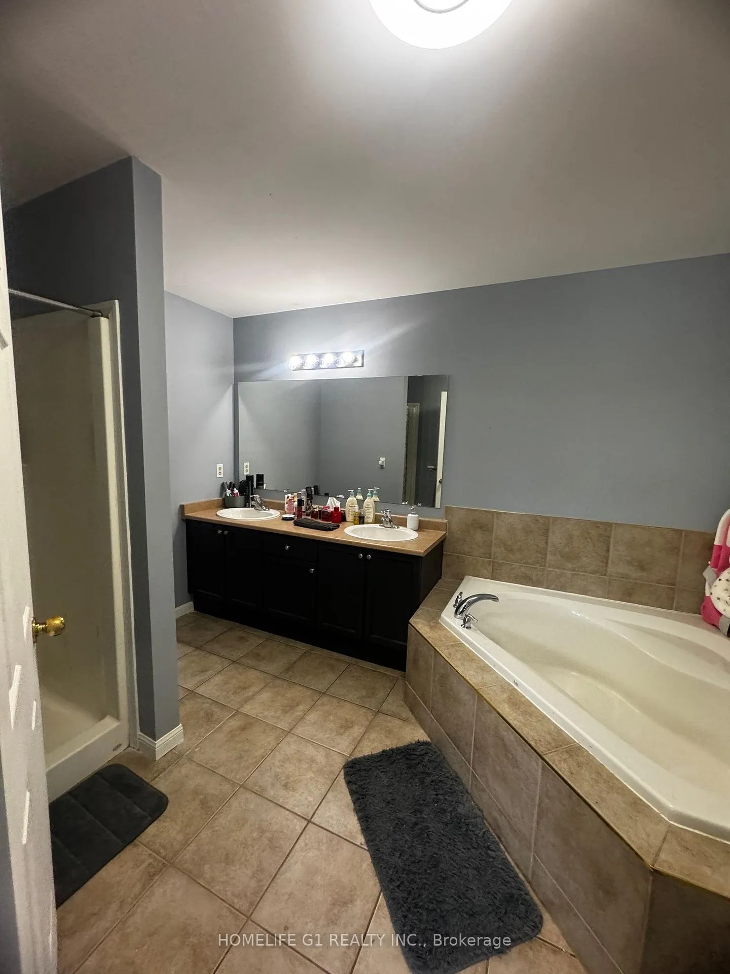 Photo 5 of 357 Edgehill Drive, Barrie, Edgehill Drive — HOMEH