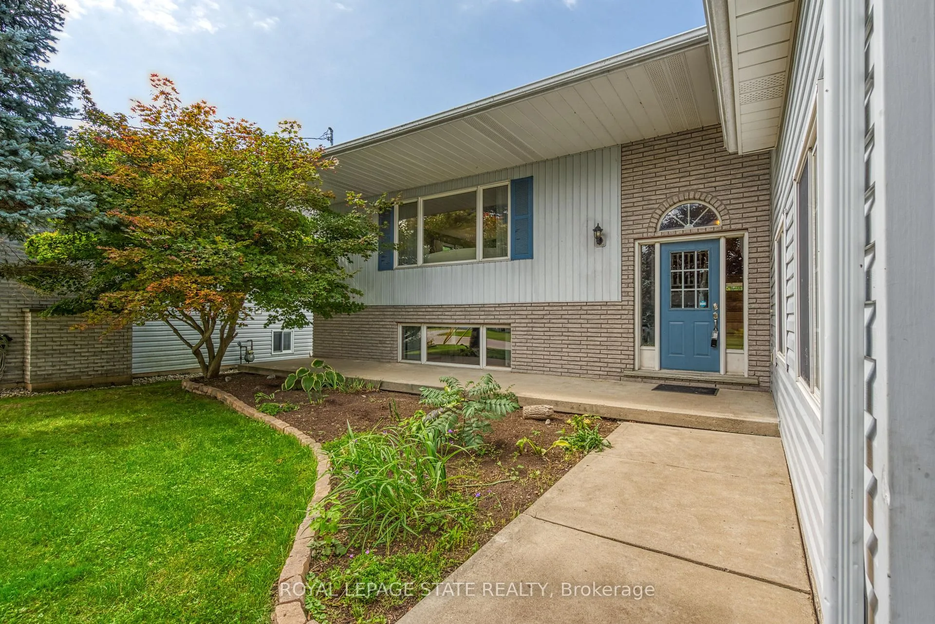 Photo 2 of 20 Sarah Street, Haldimand — HOMEH