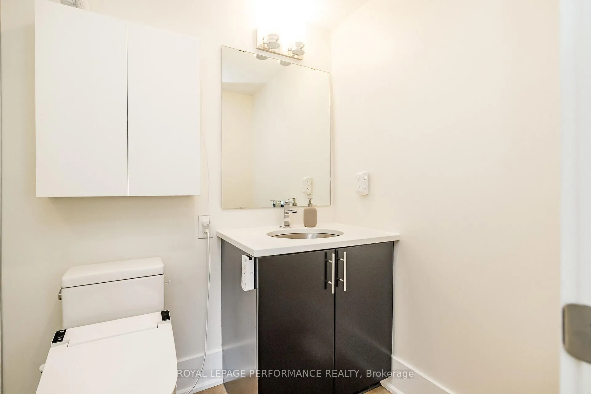 Photo 29 of 225 Makadewa Private, Ottawa, CFB Rockcliffe and Area — HOMEH