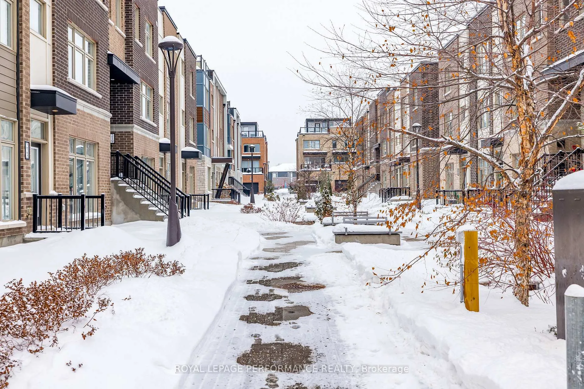 Photo 36 of 225 Makadewa Private, Ottawa, CFB Rockcliffe and Area — HOMEH