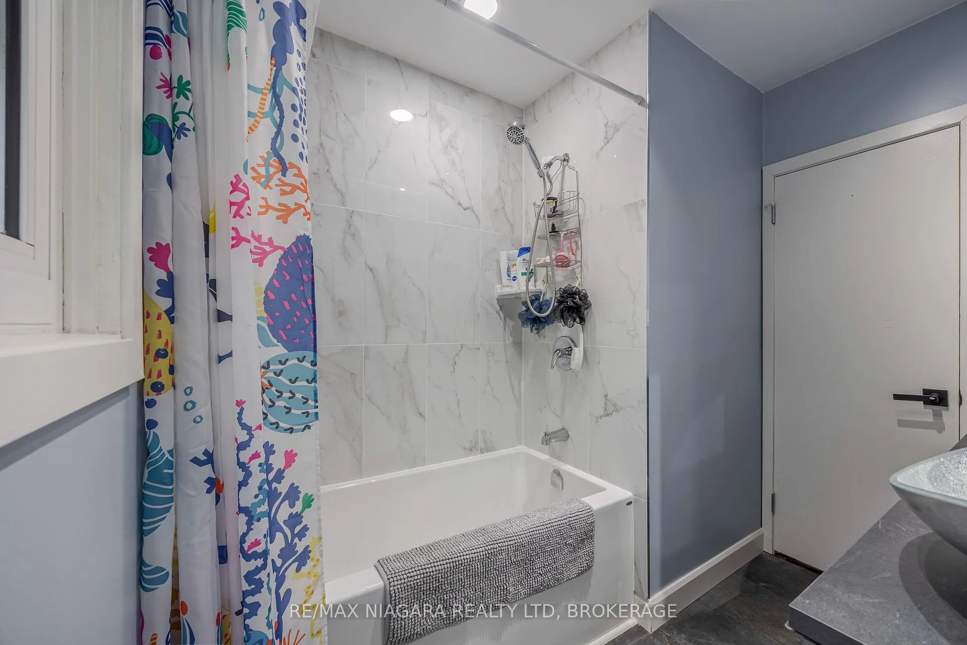 Photo 10 of 6294 Murray Street, Niagara Falls, Dorchester — HOMEH