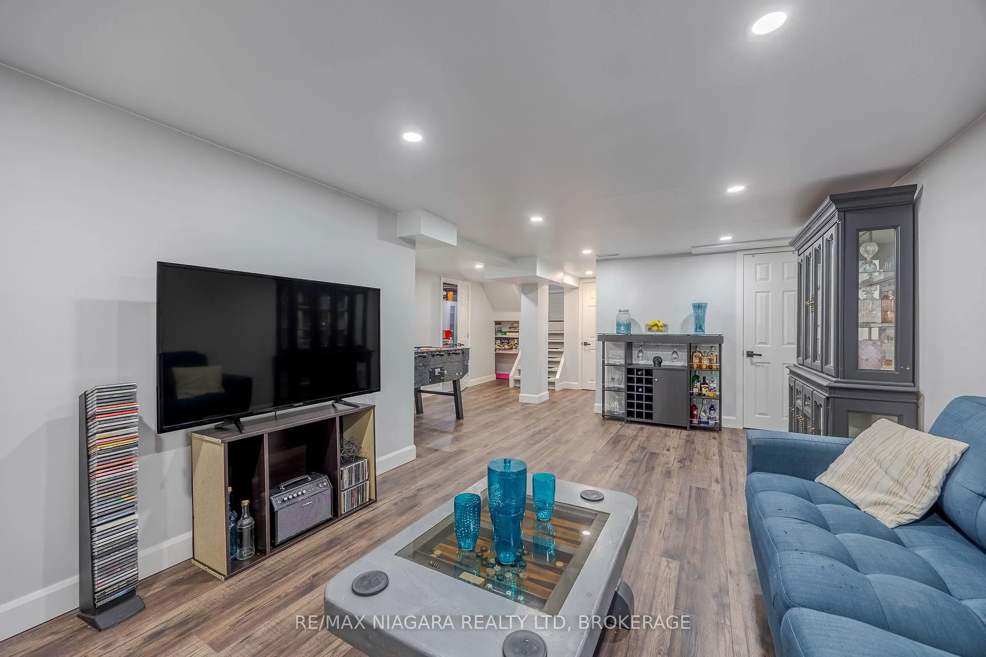 Photo 18 of 6294 Murray Street, Niagara Falls, Dorchester — HOMEH