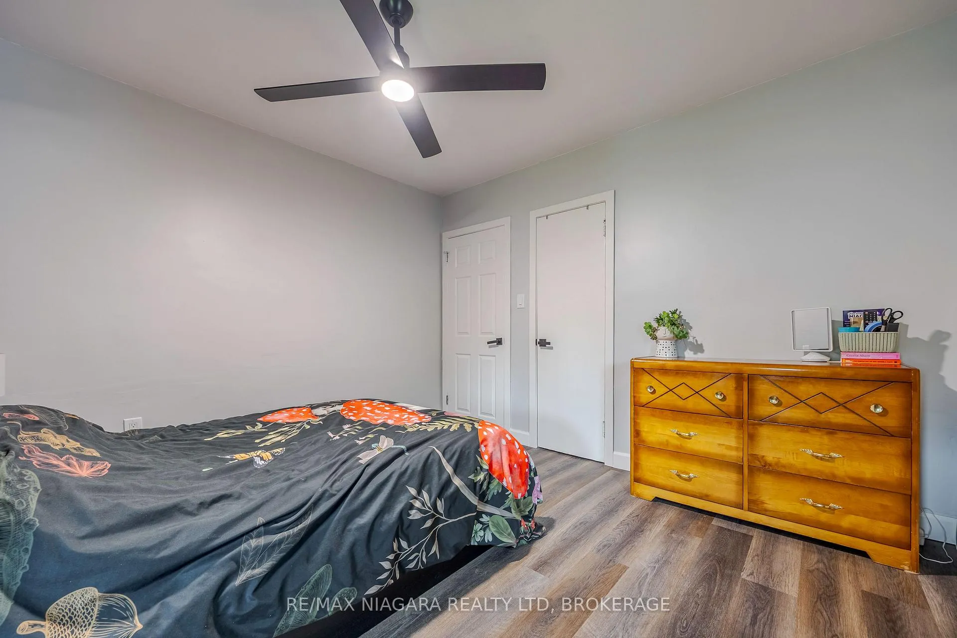 Photo 23 of 6294 Murray Street, Niagara Falls, Dorchester — HOMEH