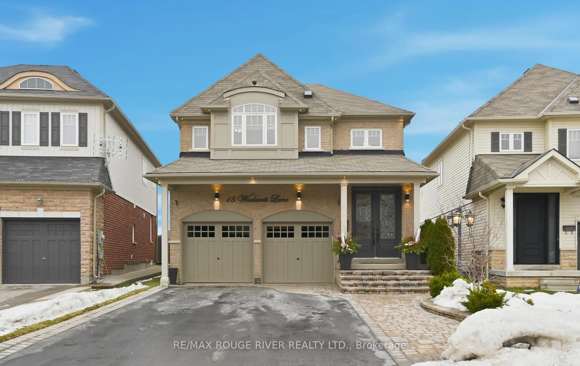 Photo 1 of 15 Woolacott Lane, Clarington, Bowmanville — HOMEH