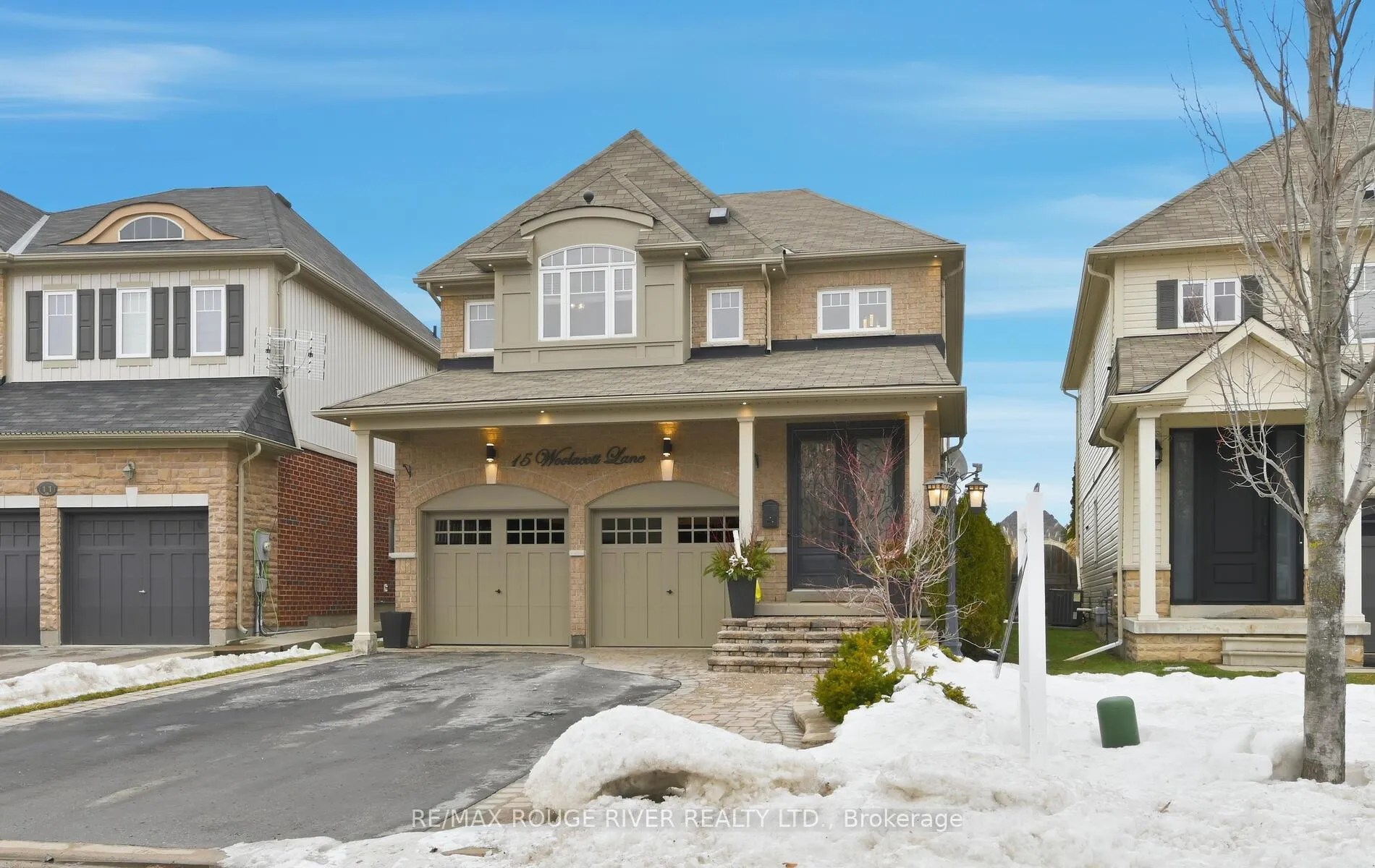Photo 3 of 15 Woolacott Lane, Clarington, Bowmanville — HOMEH