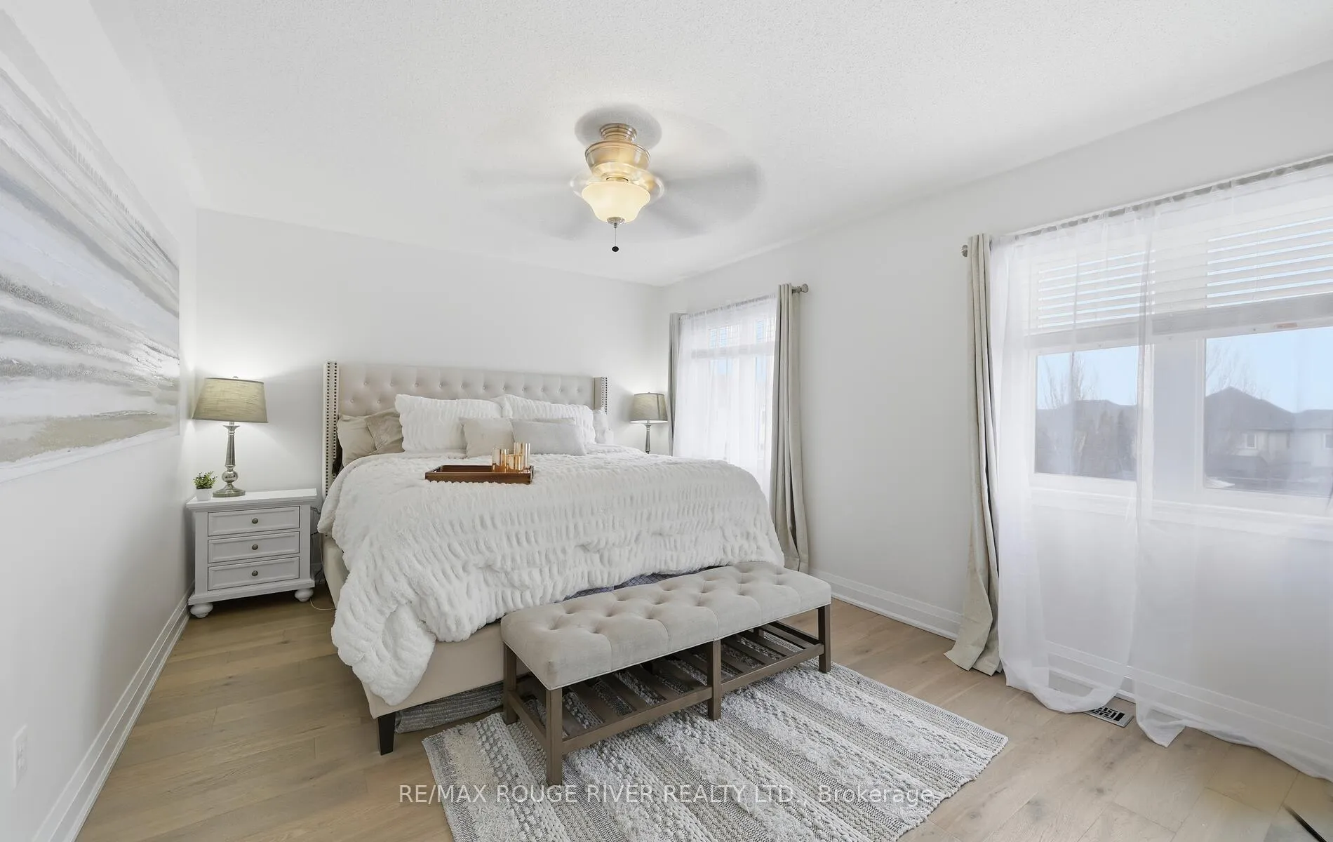 Photo 20 of 15 Woolacott Lane, Clarington, Bowmanville — HOMEH