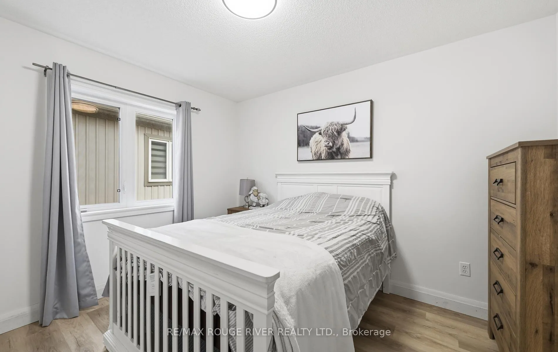 Photo 25 of 15 Woolacott Lane, Clarington, Bowmanville — HOMEH