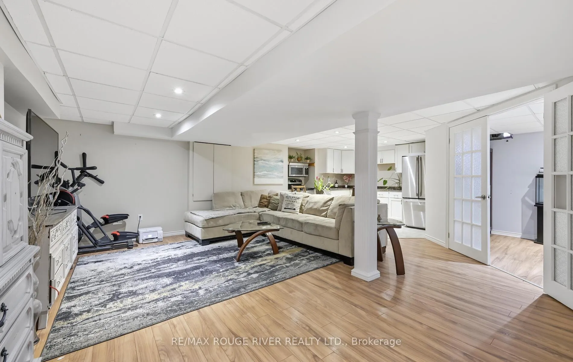 Photo 31 of 15 Woolacott Lane, Clarington, Bowmanville — HOMEH