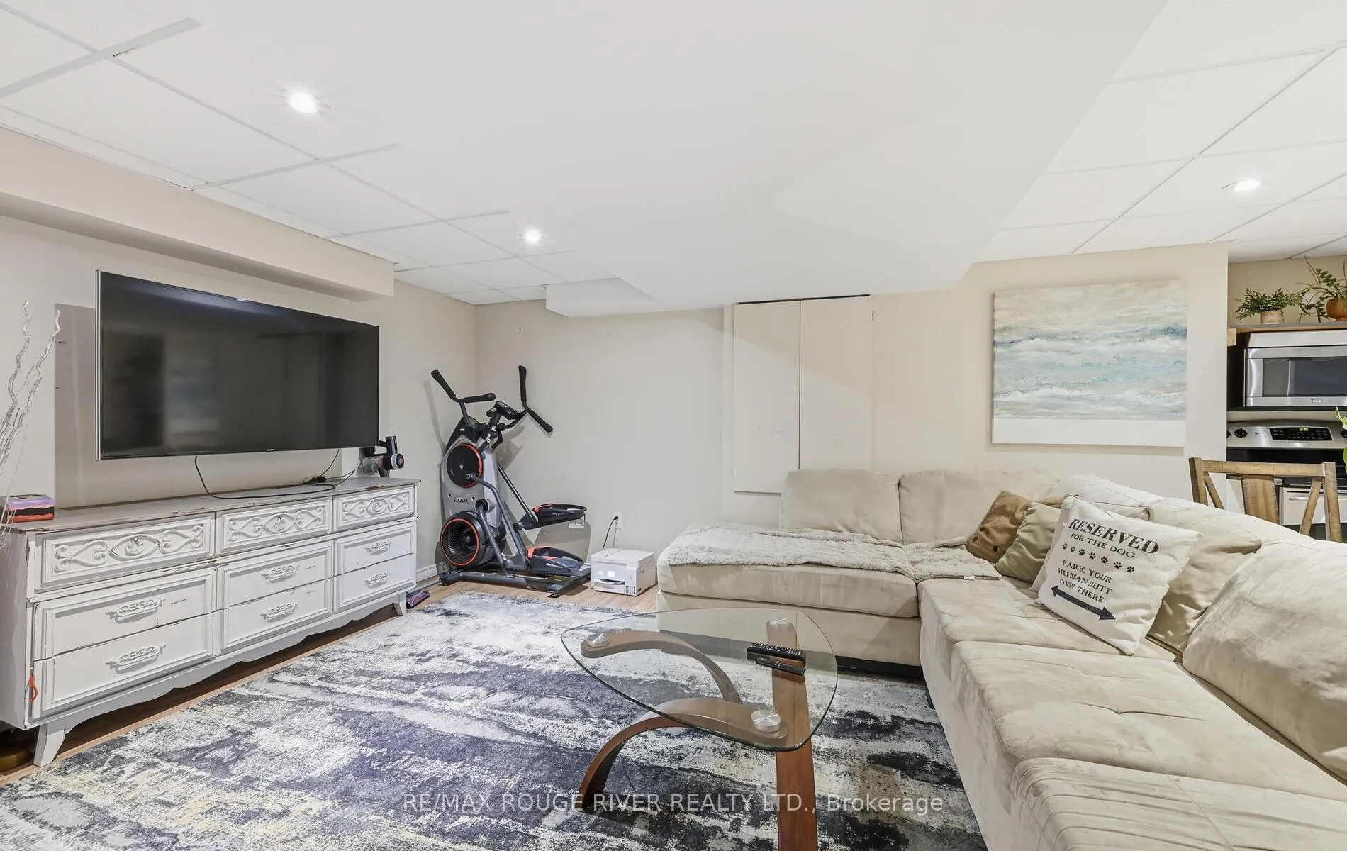 Photo 32 of 15 Woolacott Lane, Clarington, Bowmanville — HOMEH