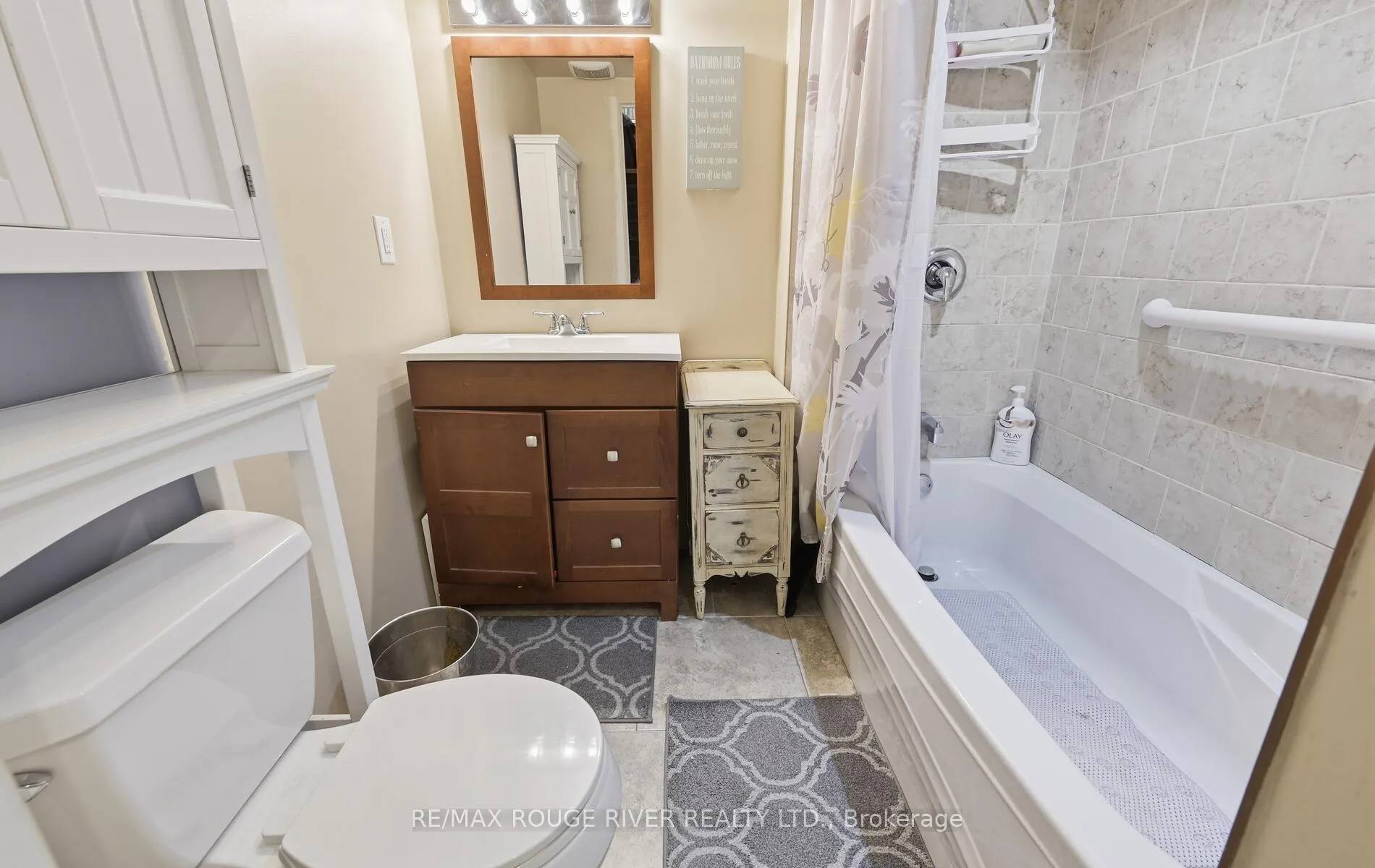 Photo 36 of 15 Woolacott Lane, Clarington, Bowmanville — HOMEH