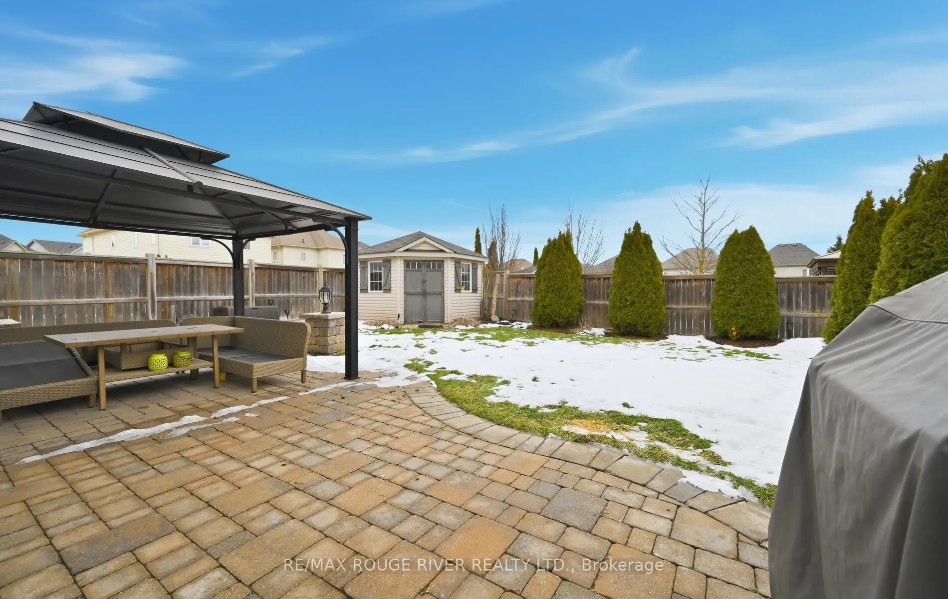 Photo 38 of 15 Woolacott Lane, Clarington, Bowmanville — HOMEH