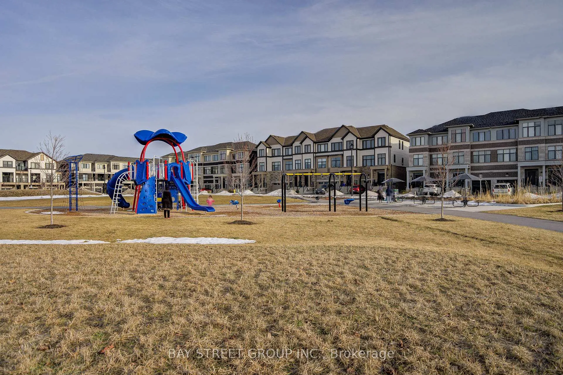 Photo 33 of 776 Kootenay Path, Oshawa, Donevan — HOMEH