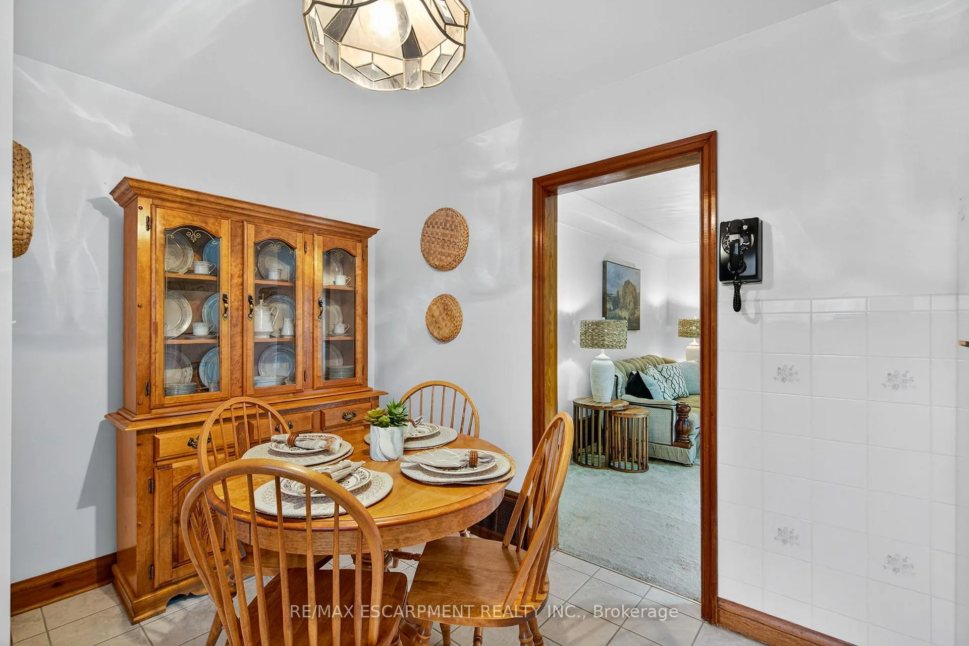 Photo 14 of 961 Danforth Avenue, Burlington, Bayview — HOMEH
