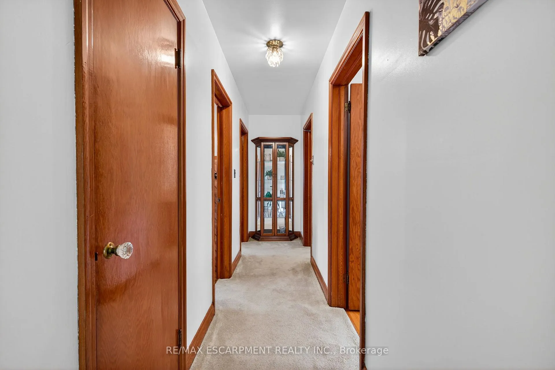Photo 15 of 961 Danforth Avenue, Burlington, Bayview — HOMEH