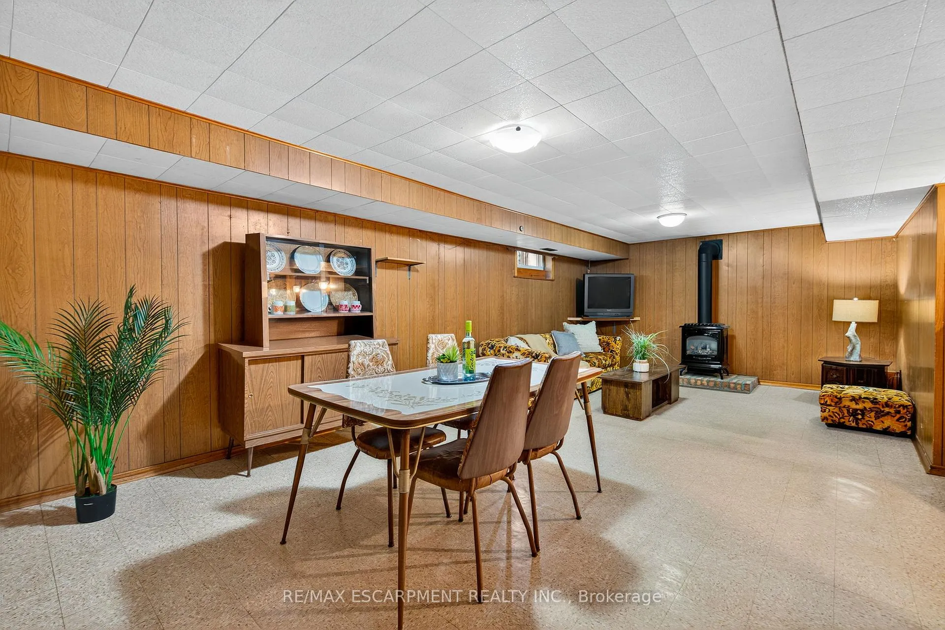 Photo 23 of 961 Danforth Avenue, Burlington, Bayview — HOMEH