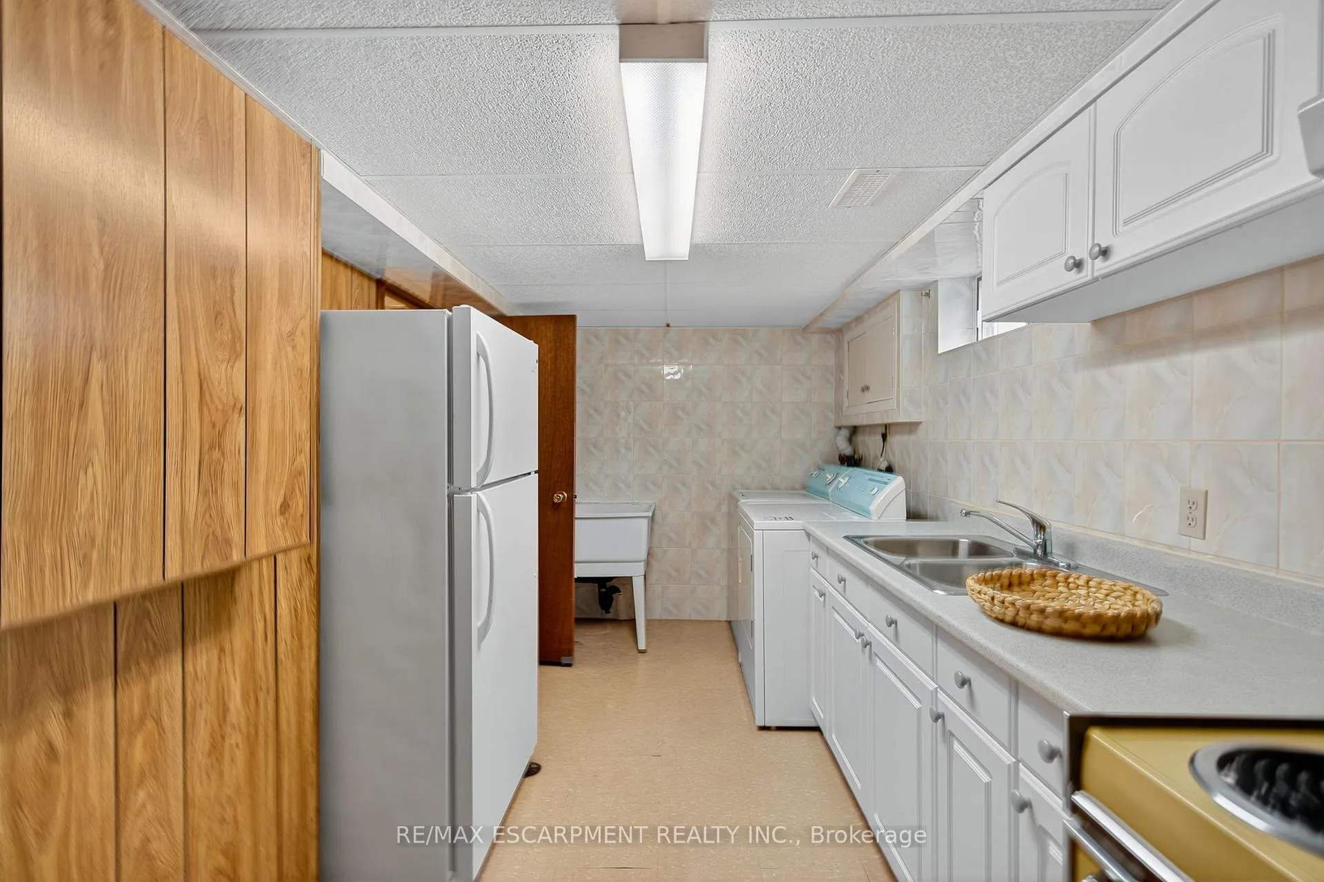 Photo 28 of 961 Danforth Avenue, Burlington, Bayview — HOMEH