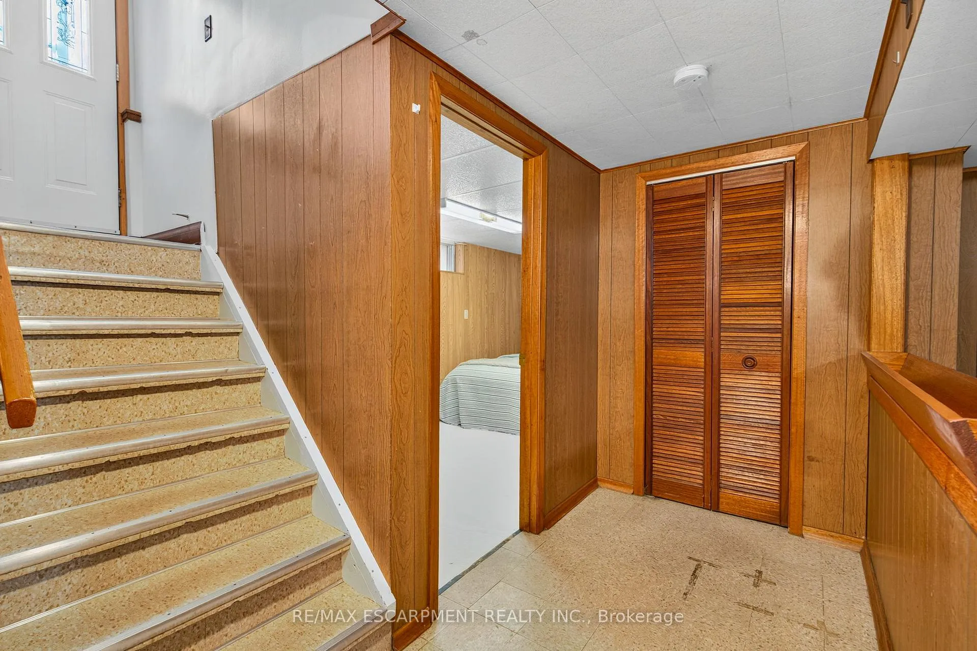 Photo 29 of 961 Danforth Avenue, Burlington, Bayview — HOMEH