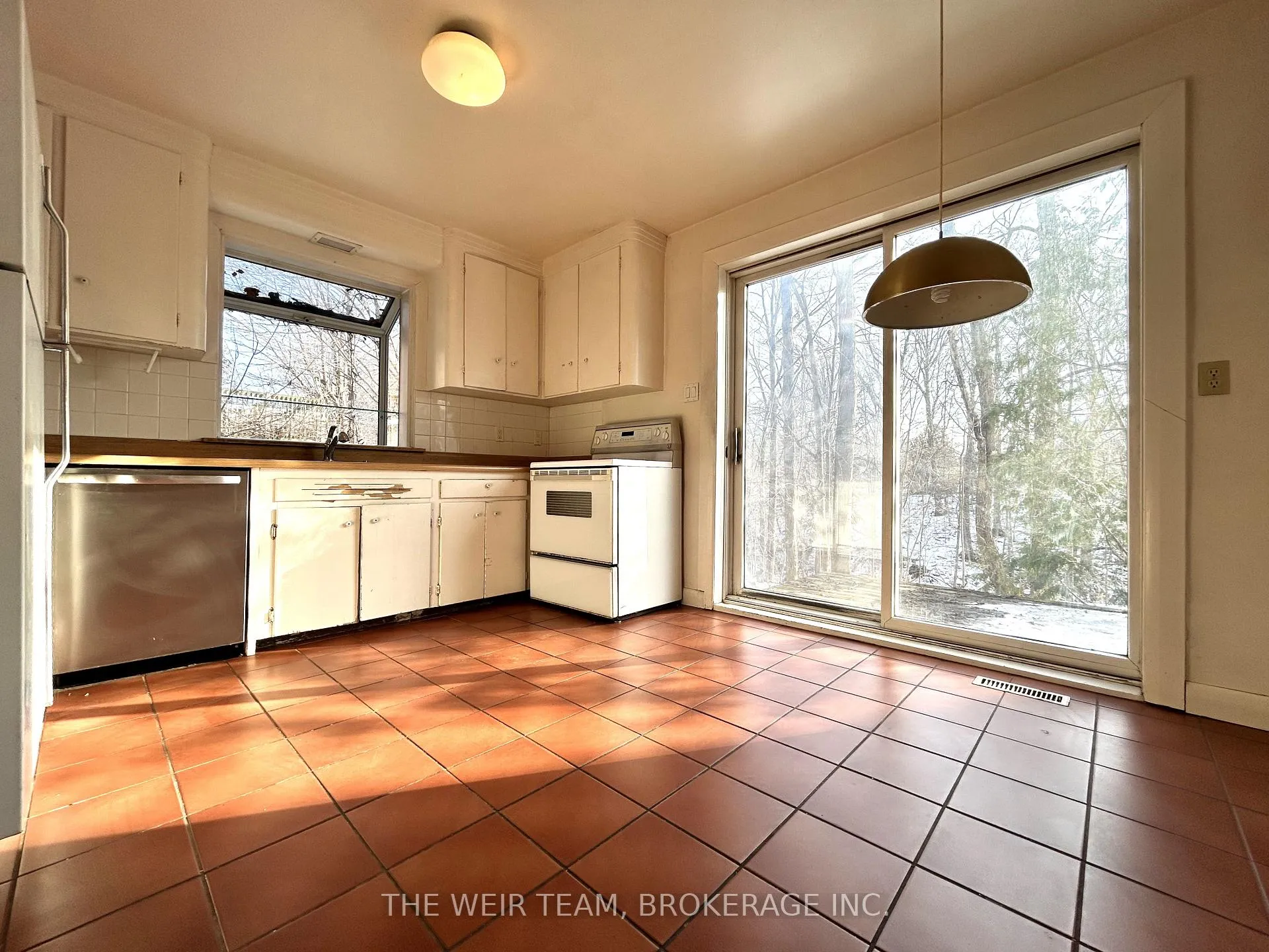 Photo 6 of 17 Glen Robert Drive, Toronto, O'Connor-Parkview — HOMEH