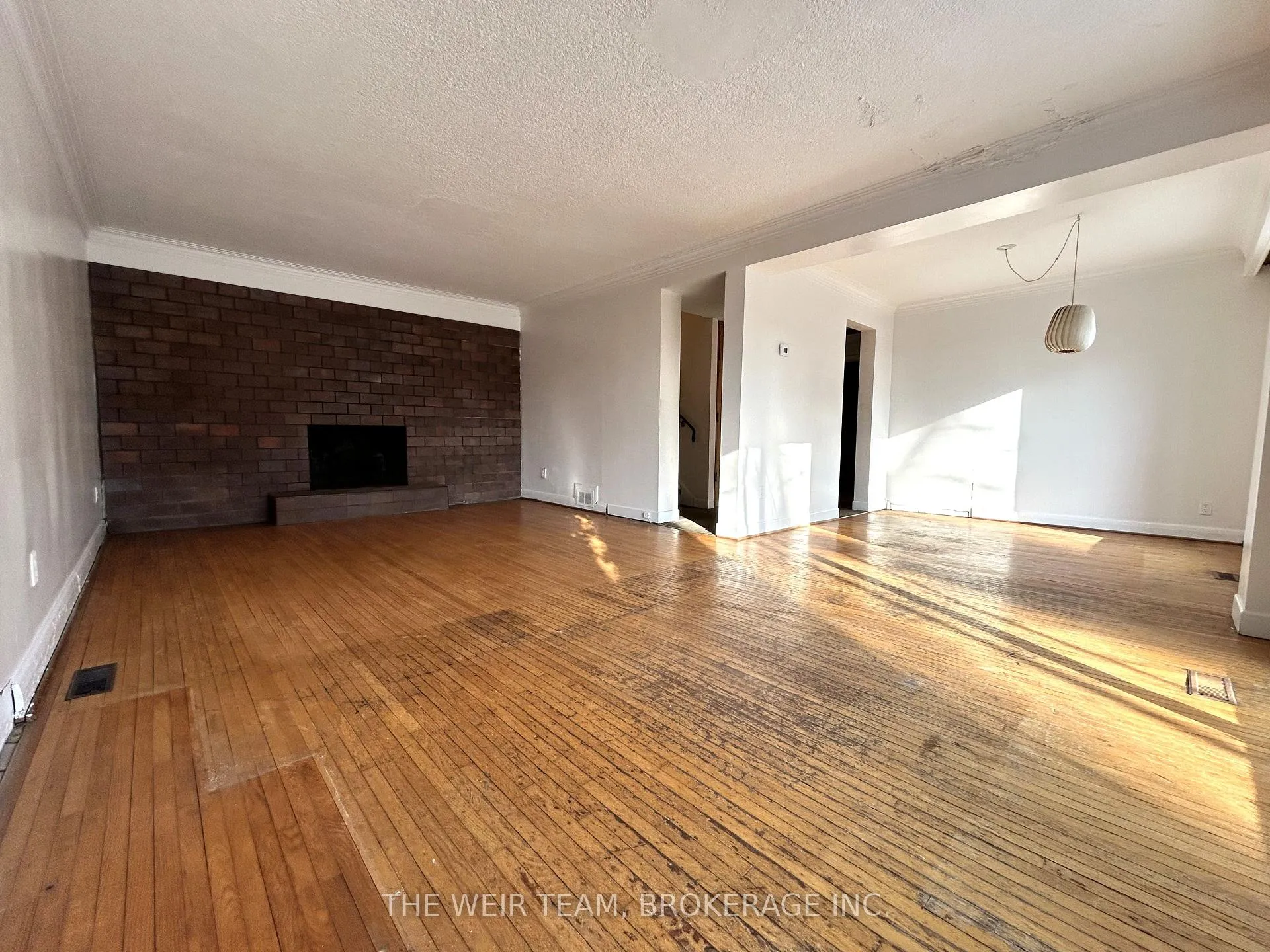Photo 8 of 17 Glen Robert Drive, Toronto, O'Connor-Parkview — HOMEH