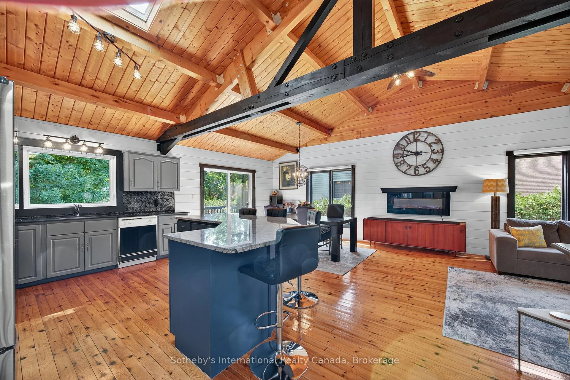 Photo 4 of 62 Pollard Drive, Meaford — HOMEH