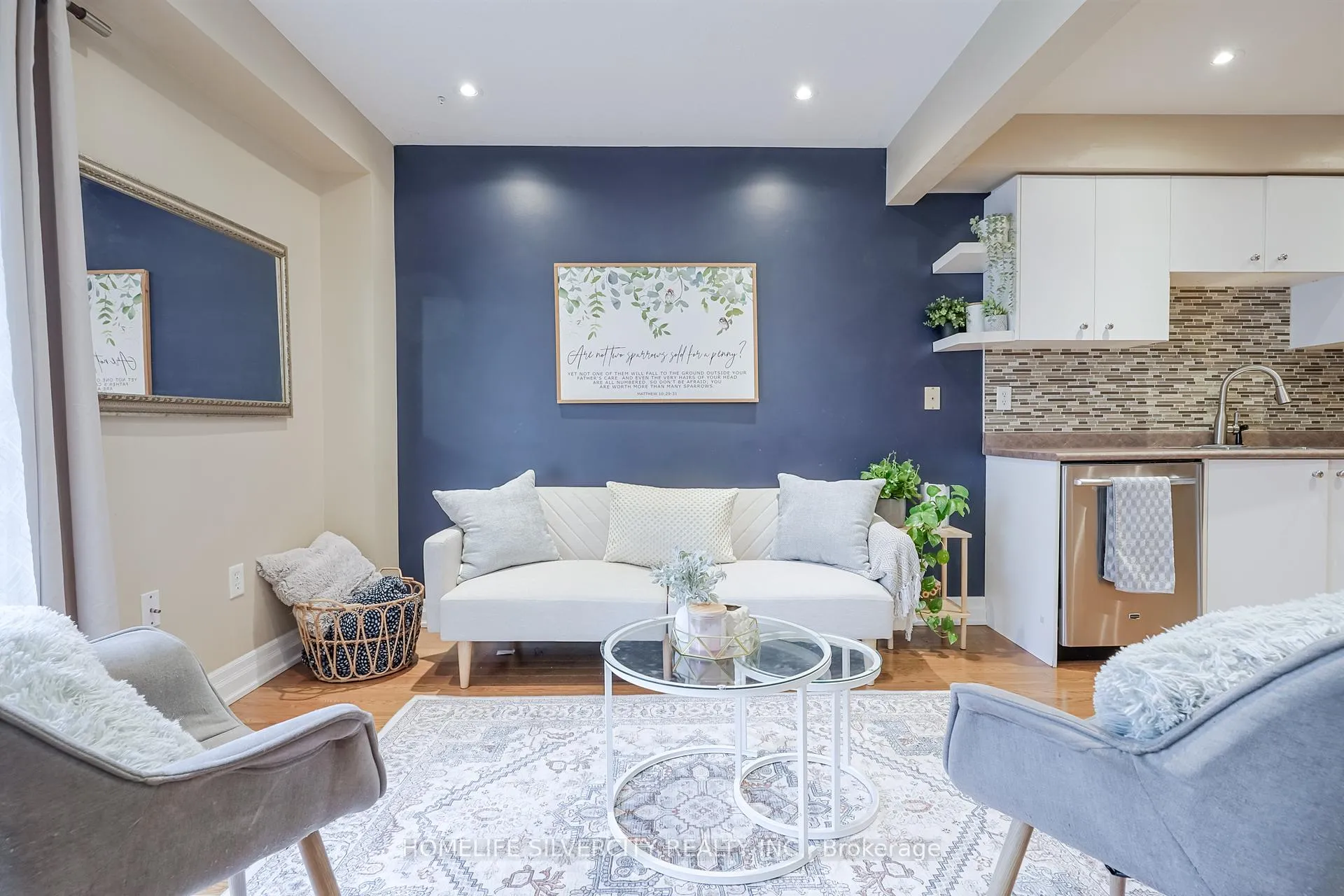 Photo 9 of 376 Sparrow Circle, Pickering, Highbush — HOMEH