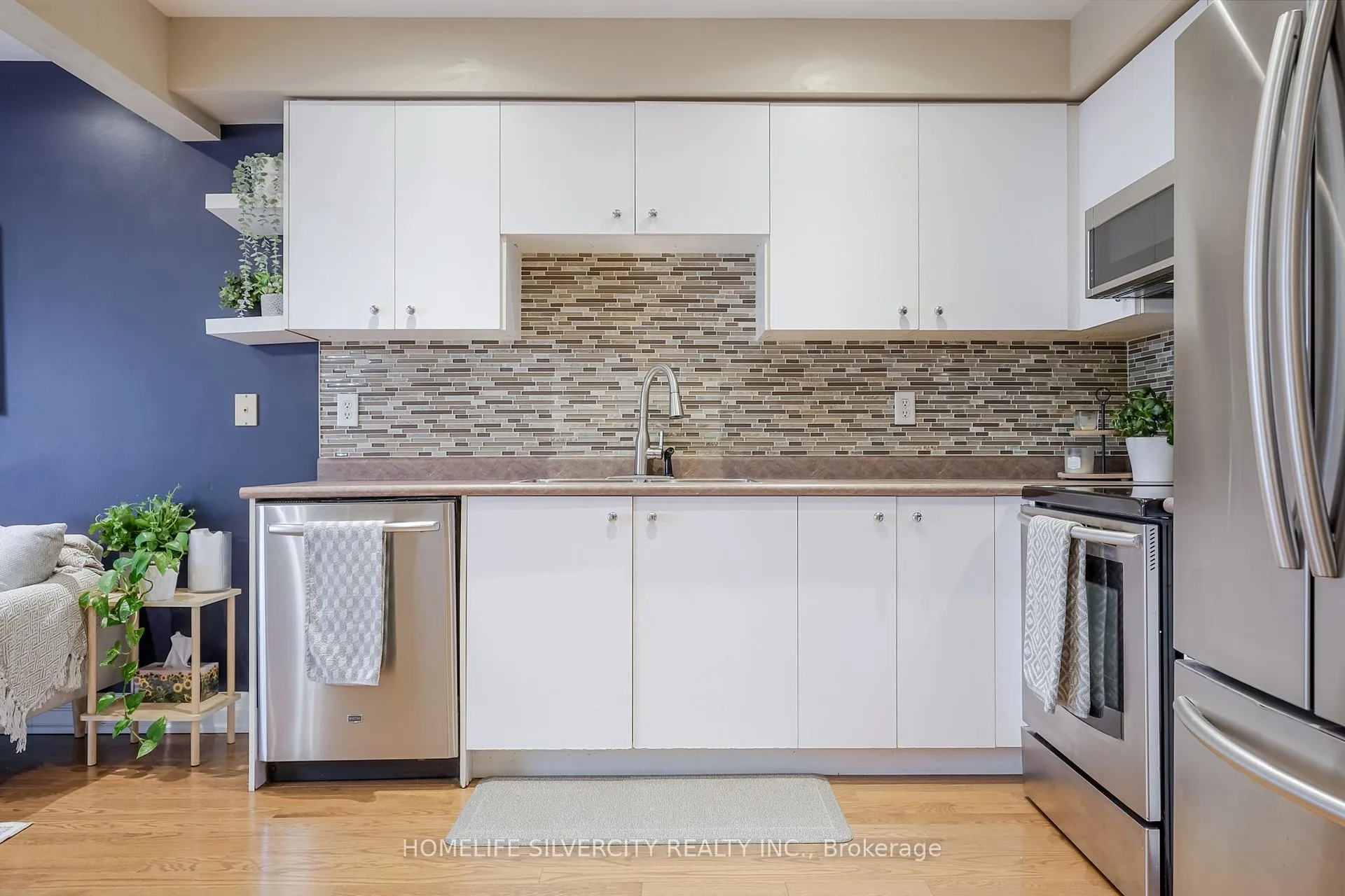 Photo 19 of 376 Sparrow Circle, Pickering, Highbush — HOMEH