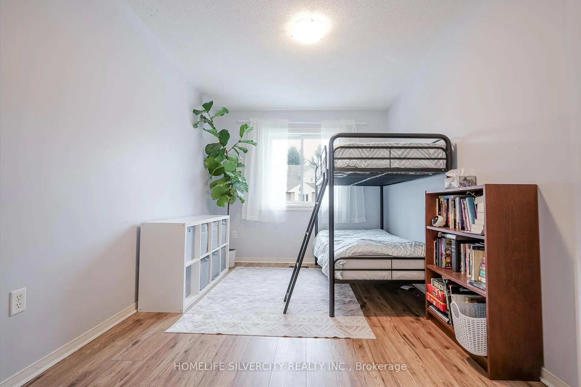 Photo 34 of 376 Sparrow Circle, Pickering, Highbush — HOMEH