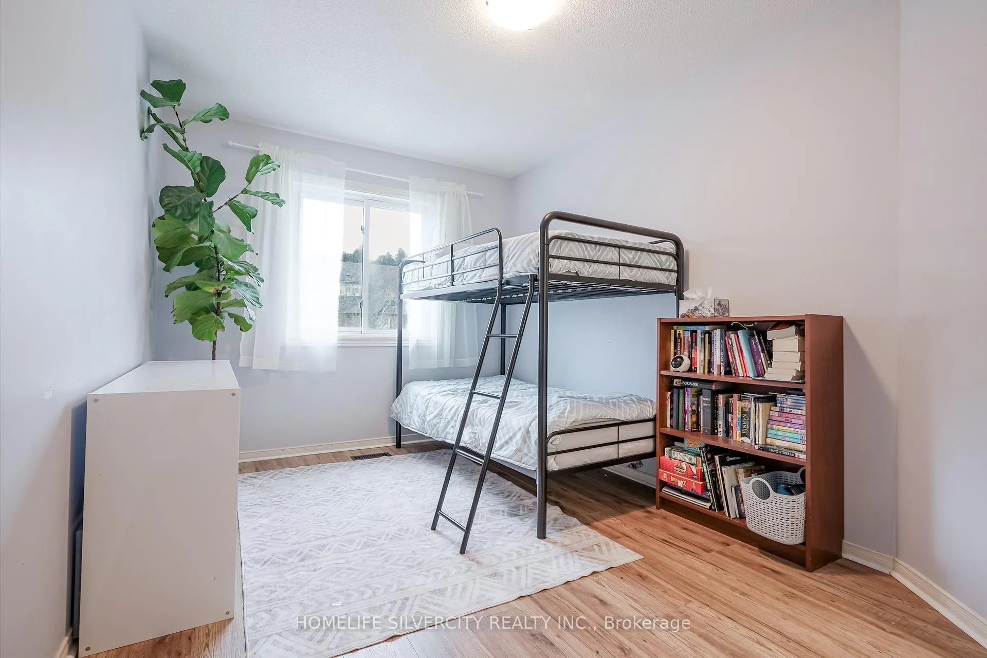 Photo 35 of 376 Sparrow Circle, Pickering, Highbush — HOMEH