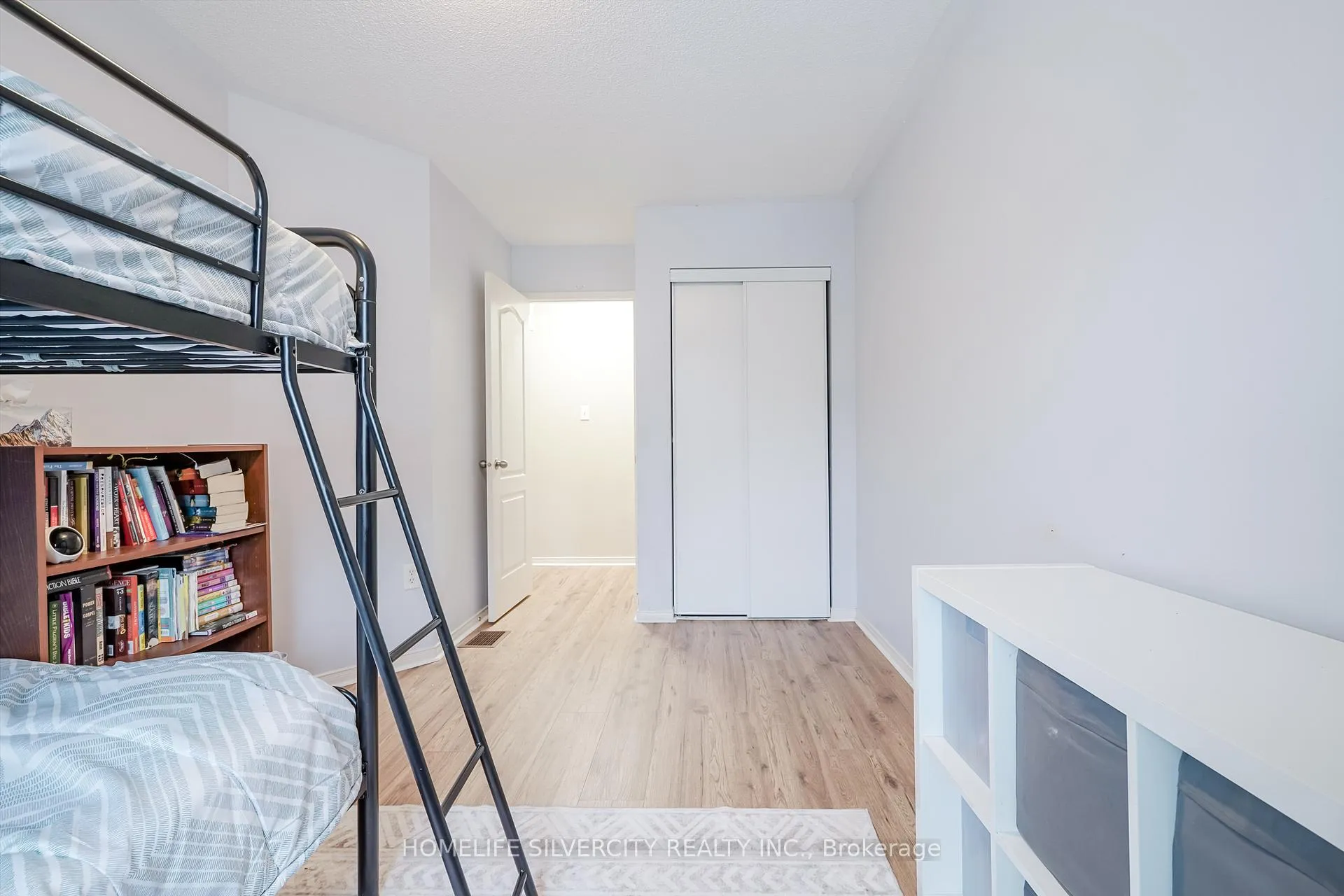 Photo 36 of 376 Sparrow Circle, Pickering, Highbush — HOMEH